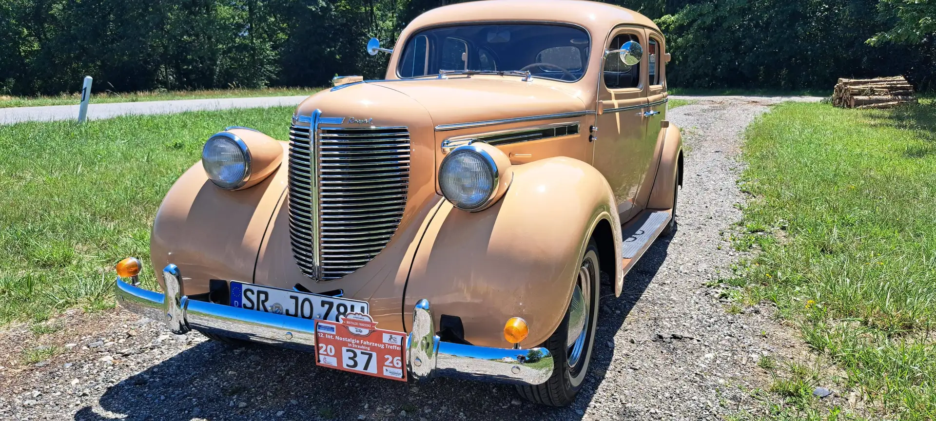 Chrysler Sonstige Royal Touring Sedan C18 Beige - 2