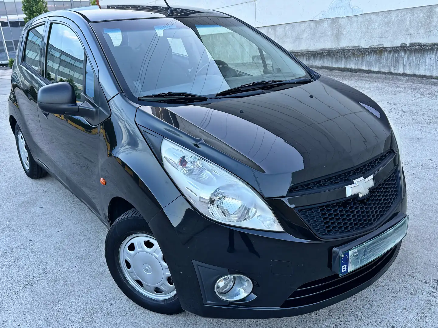 Chevrolet Spark 1.0 LS met 125.000km BJ 2011 Gekeurd Voor Verkoop Noir - 1