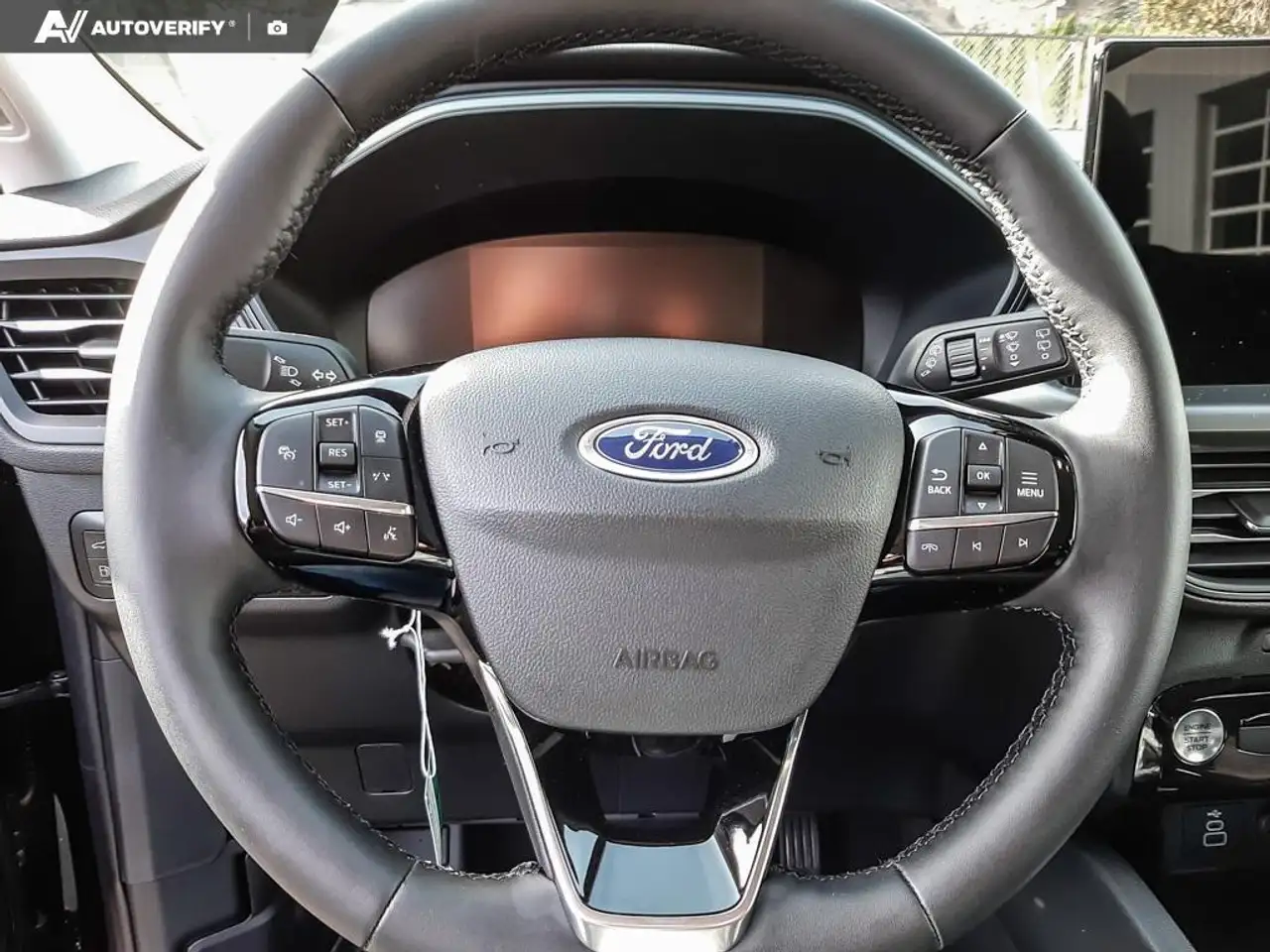Ford Escape снимка Ford Escape