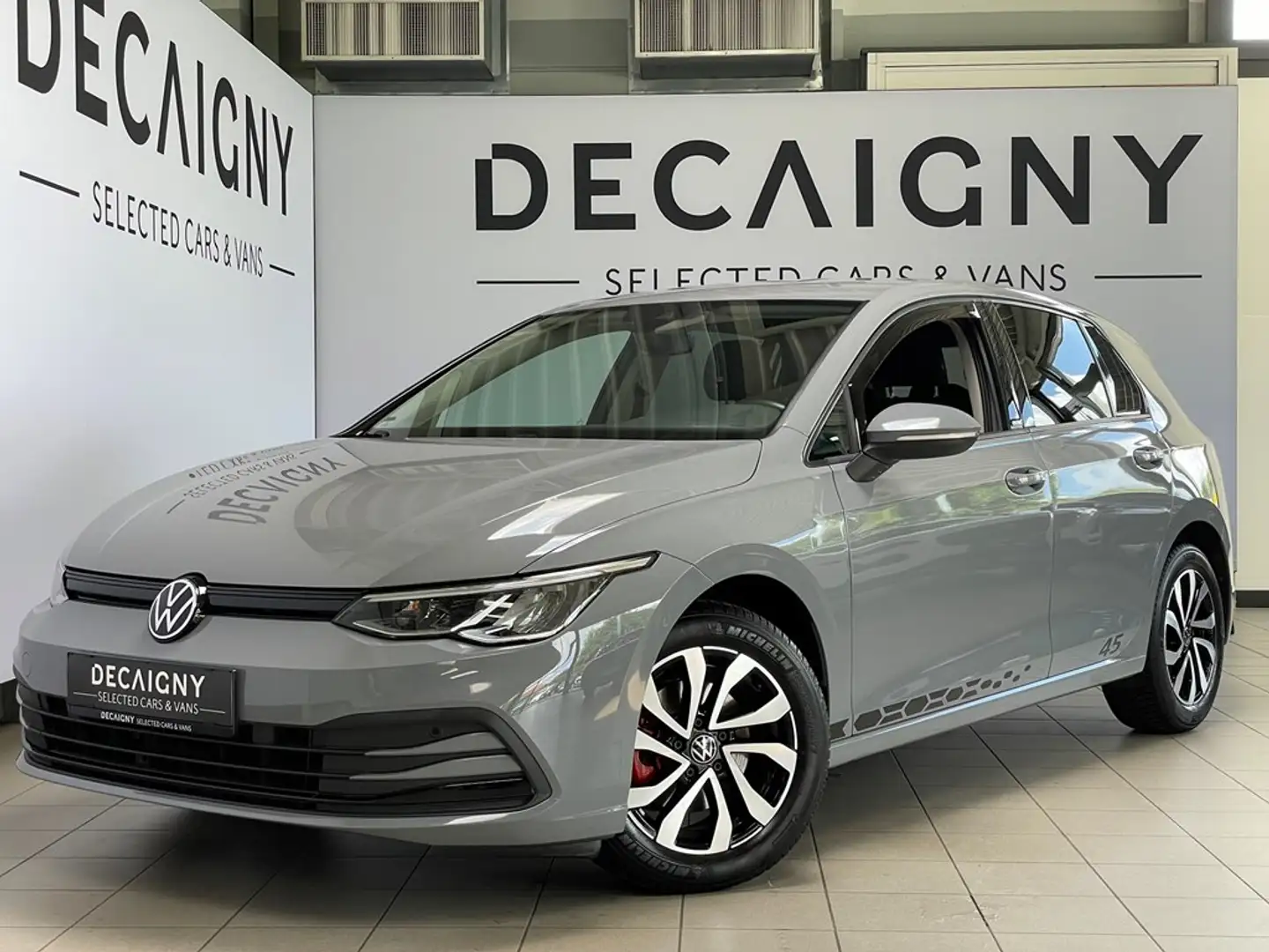 Volkswagen Golf VIII 1.5TSI Active *Camera*App Connect*Navigatie Gris - 1