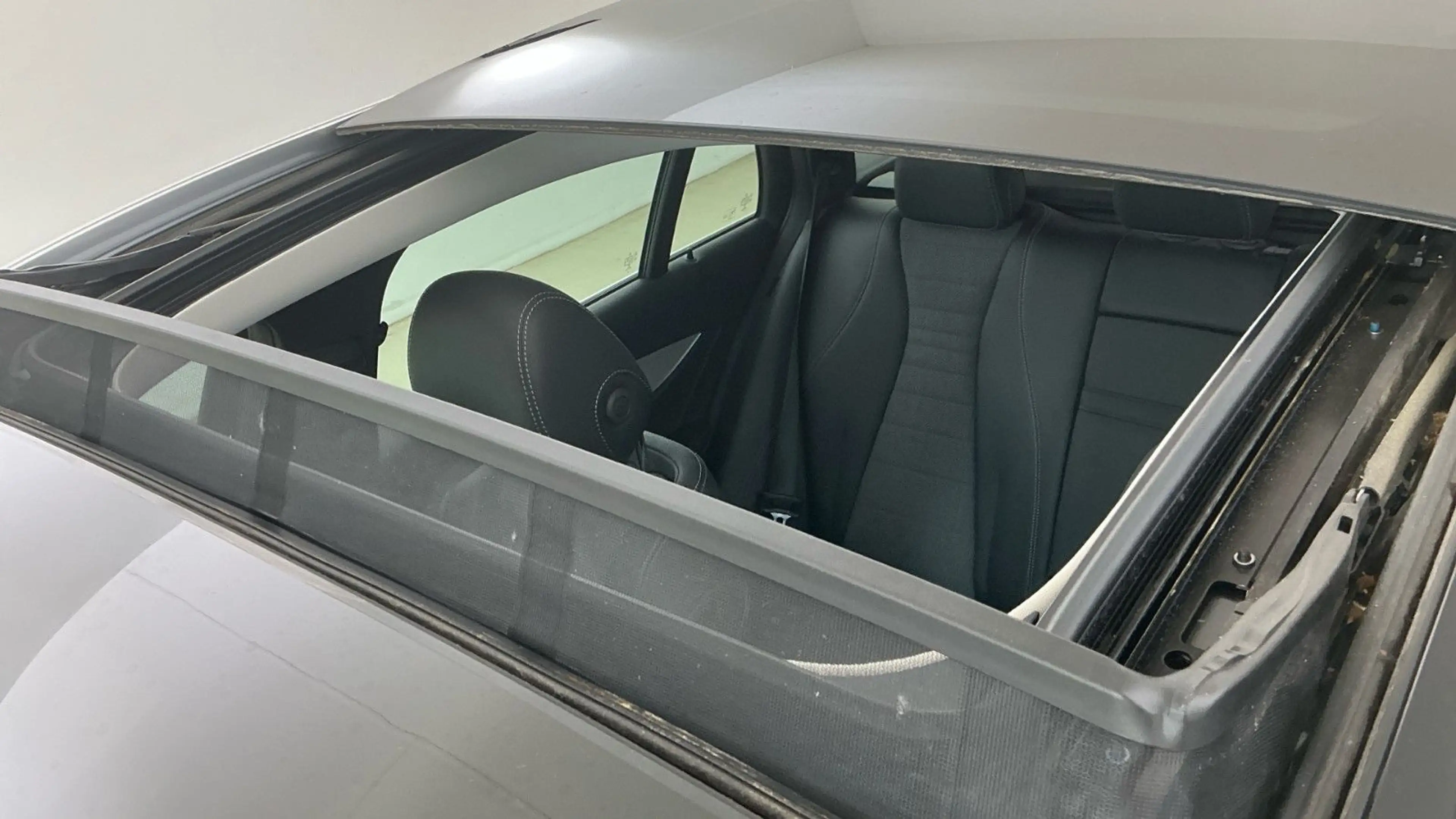 Mercedes-Benz E 300 e Pano*Kamera*DAB*headup*Burmest*Mubeam* — photo 7