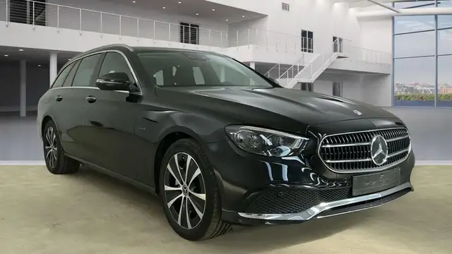 Mercedes-Benz 300 main image