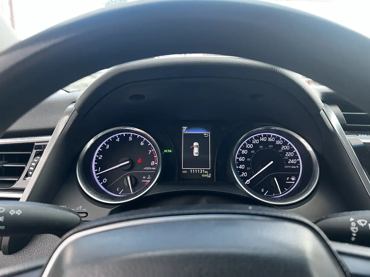 Toyota Camry снимка Toyota Camry