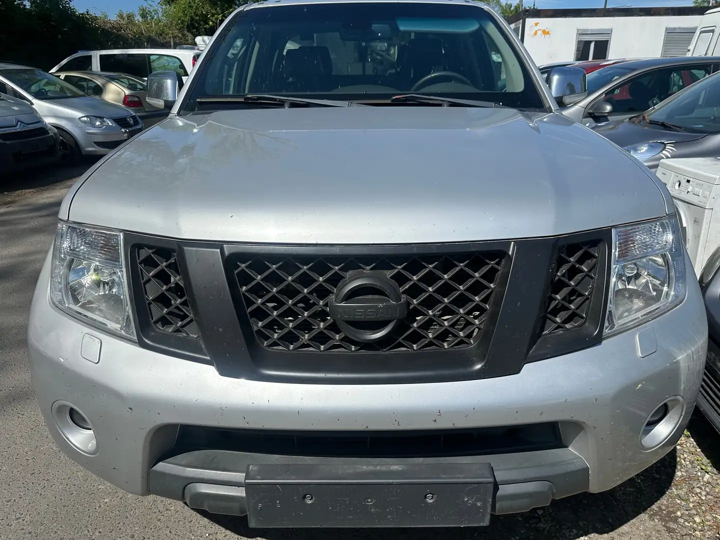 Nissan Navara V6 dCi EXLUSIVE 4X4 AUTOMATIK LEDER NAVI KAMERA Srebrny - 2