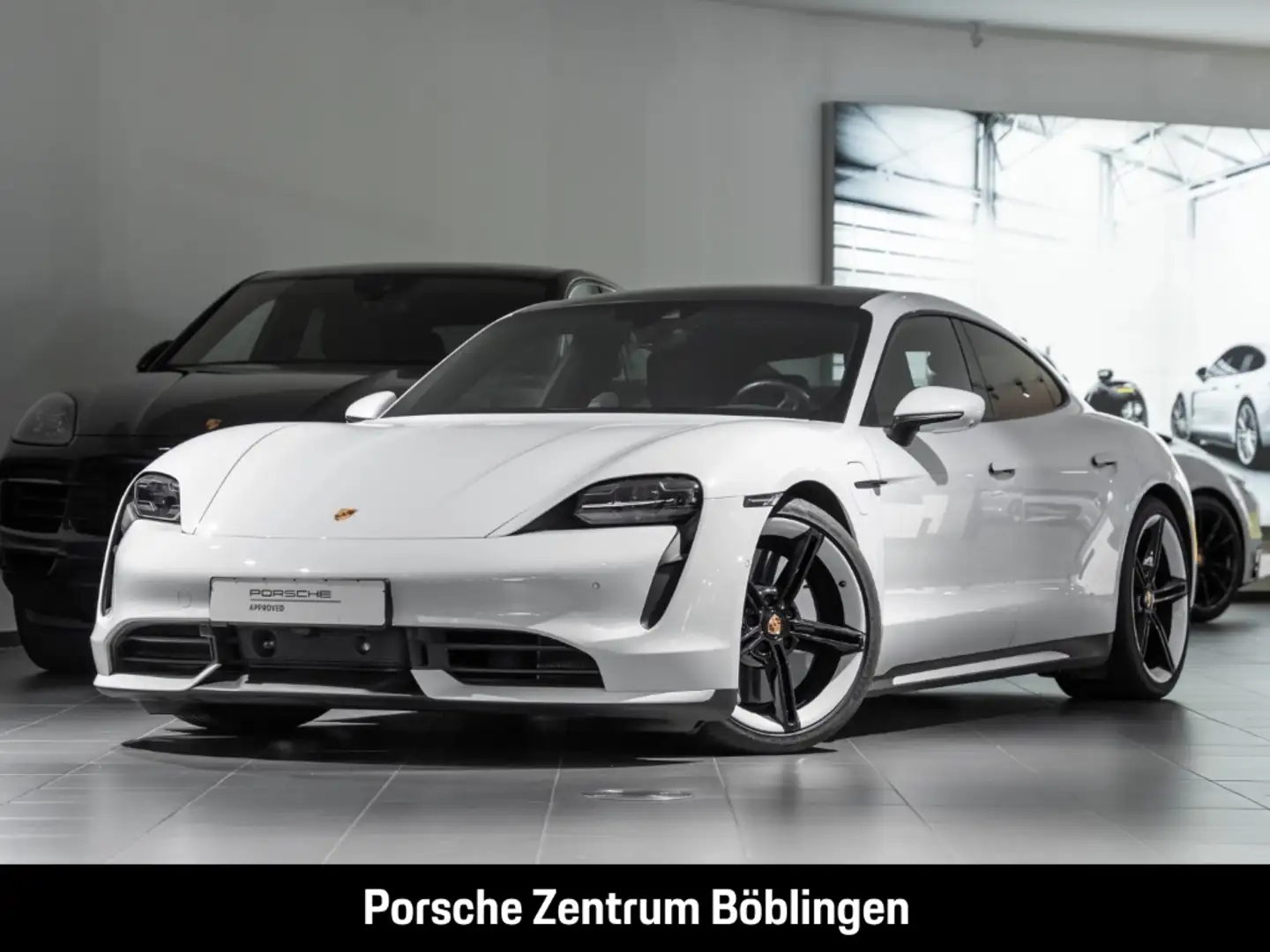 Porsche Taycan Turbo Surround-View InnoDrive LED-Matrix Weiß - 1
