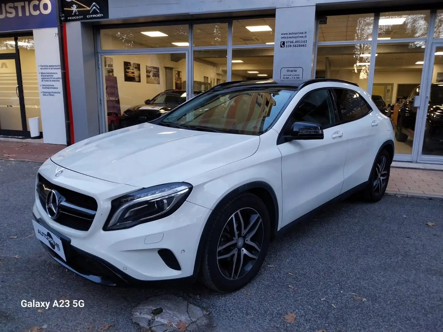 Mercedes-Benz GLA 200 GLA 200 d Sport auto Blanc - 1