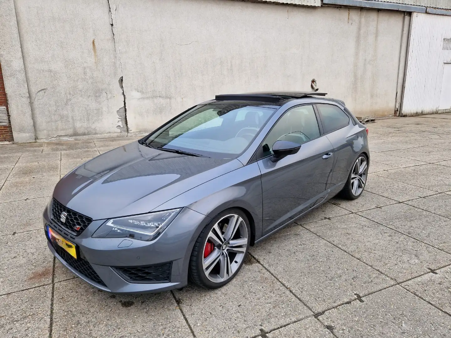 SEAT Leon 2.0 TSI Cupra 280 Grijs - 1