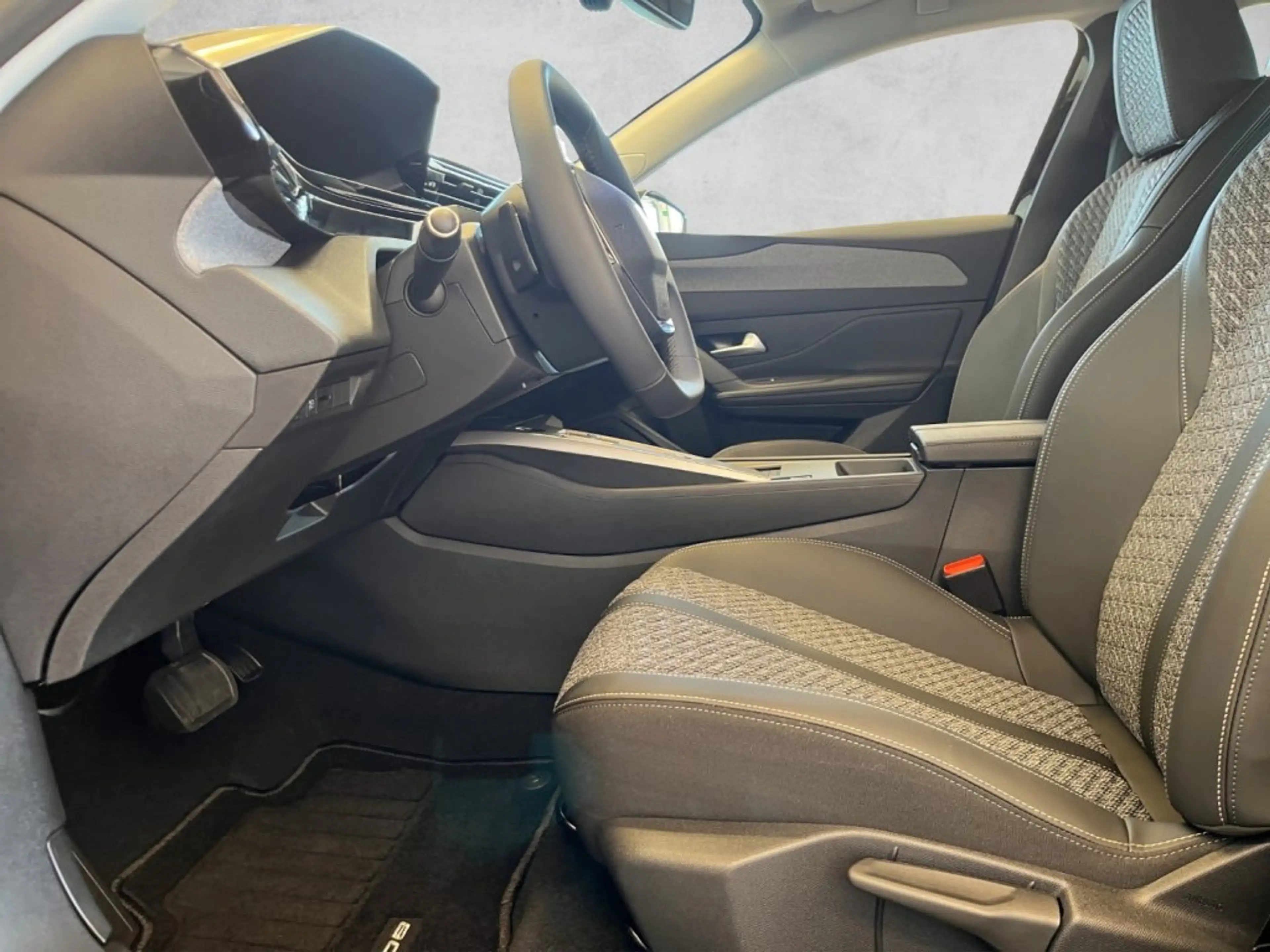 Peugeot 308 E-308 Allure Elektro 156 58 kWh — photo 9
