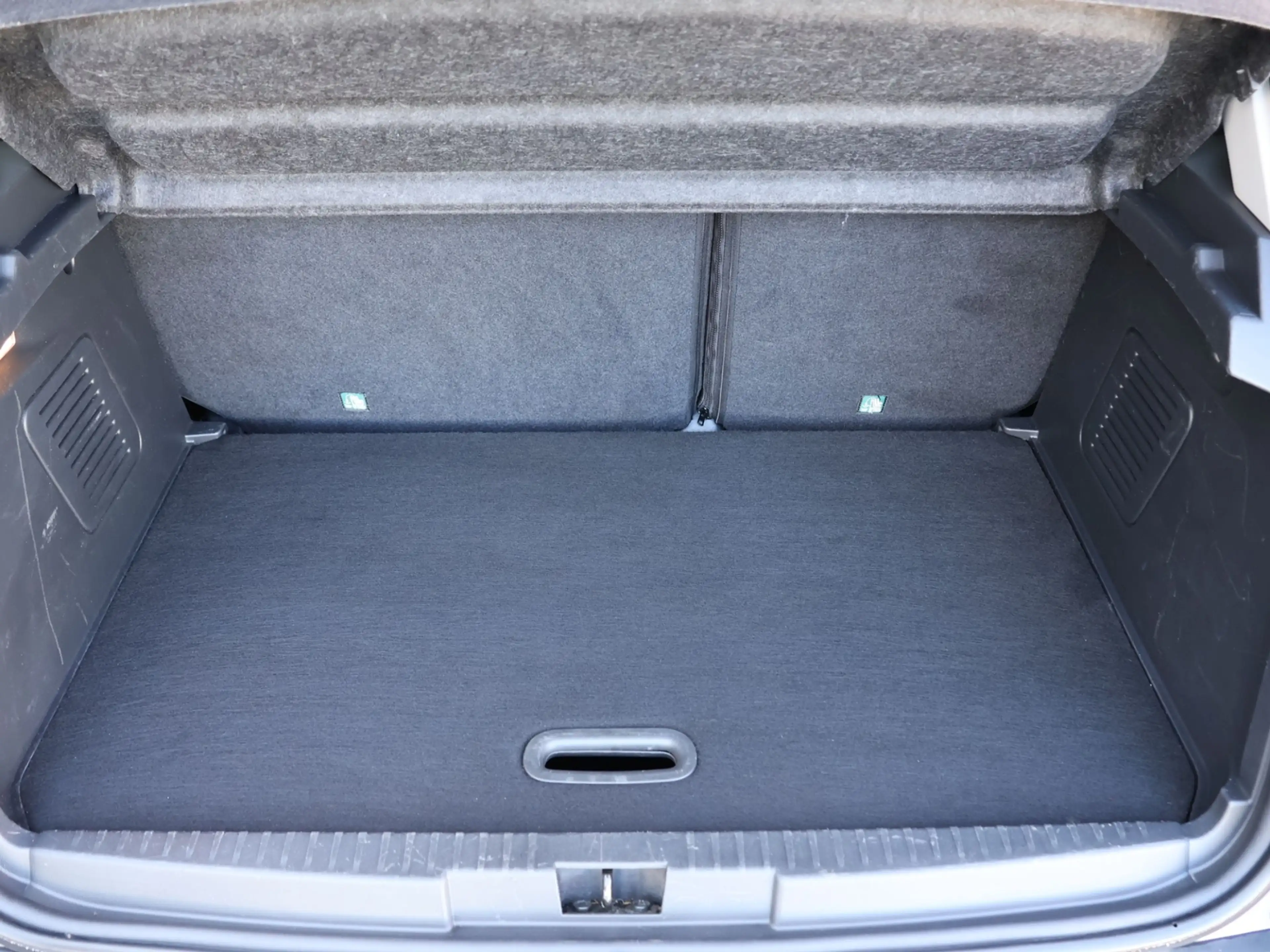 Renault Captur Luxe SHZ RFK Navi — photo 11