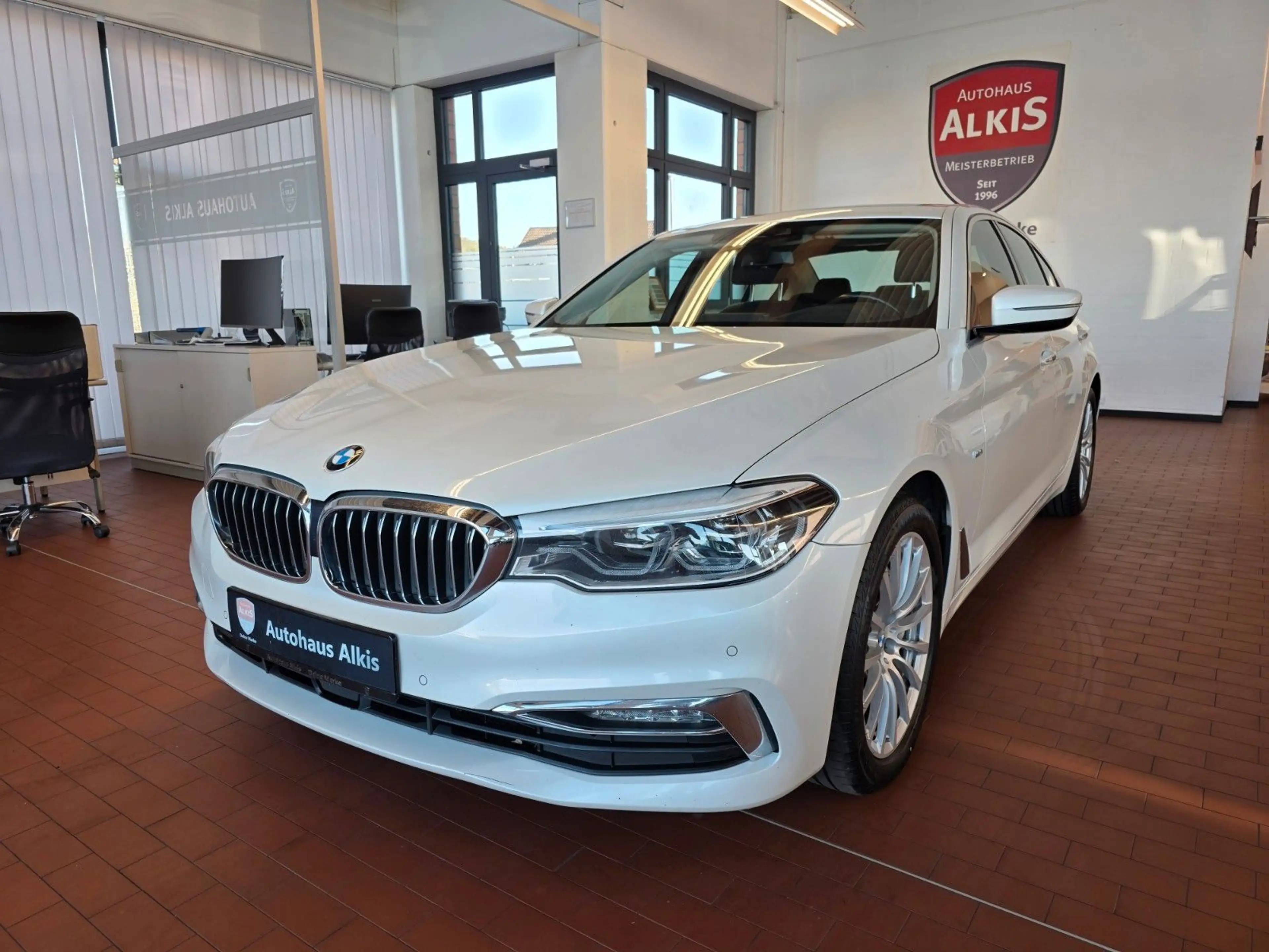 BMW 540 i xDrive Luxury Line+Assistant Plus+LED+ACC