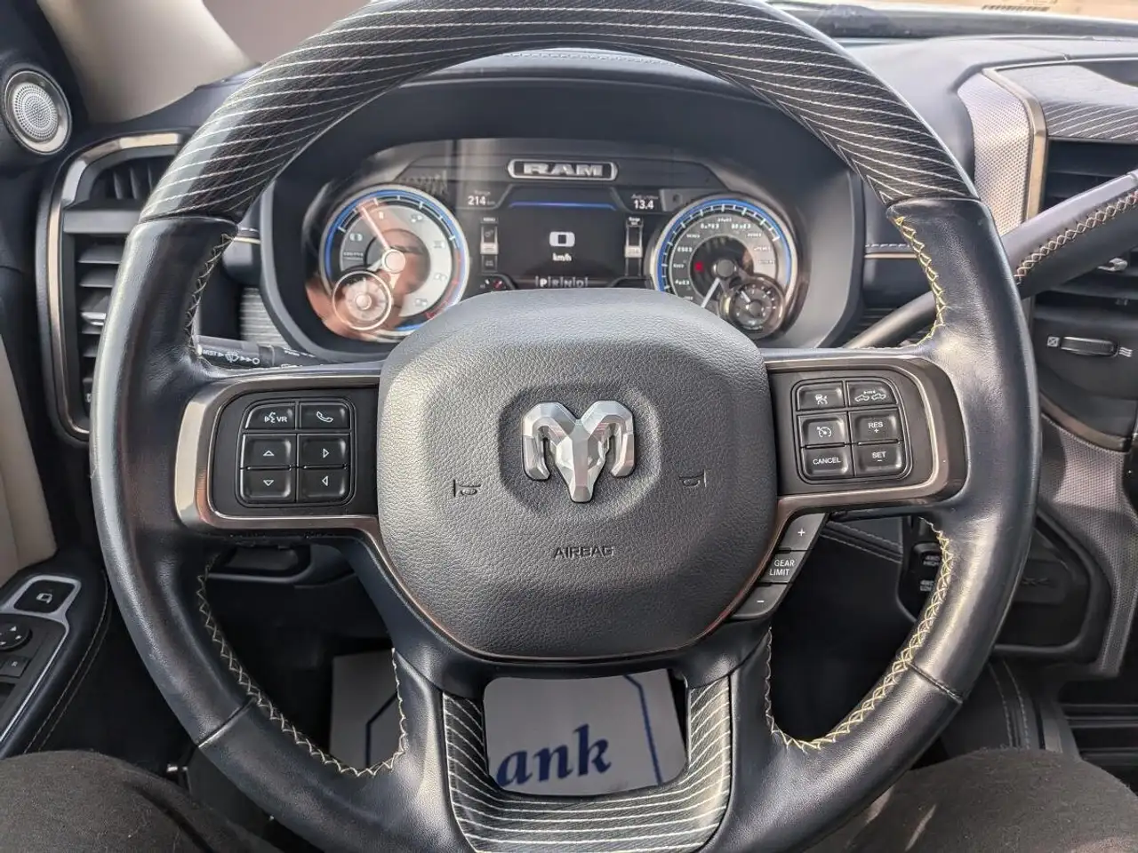 RAM 3500 снимка RAM 3500