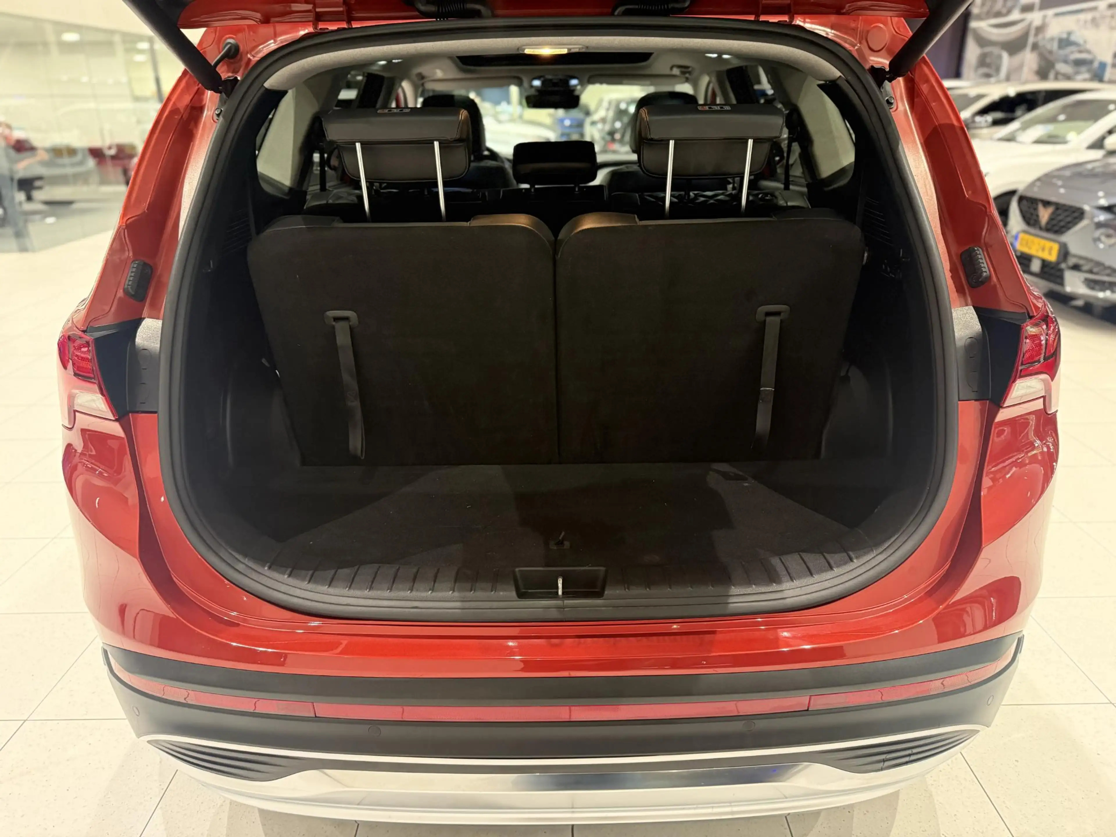 Hyundai SANTA FE 1.6 T-GDI PHEV Premium Sky 7p. | Panoramadak | Led — photo 9
