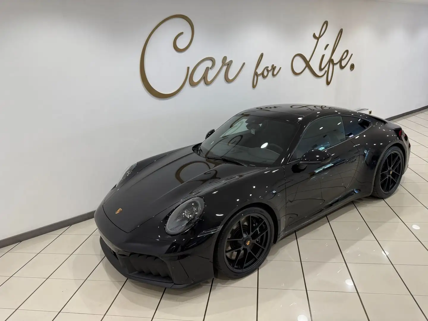 Porsche 992 Carrera 911 Facelift 992.2 4 GTS IVA ESPOSTA Zwart - 2