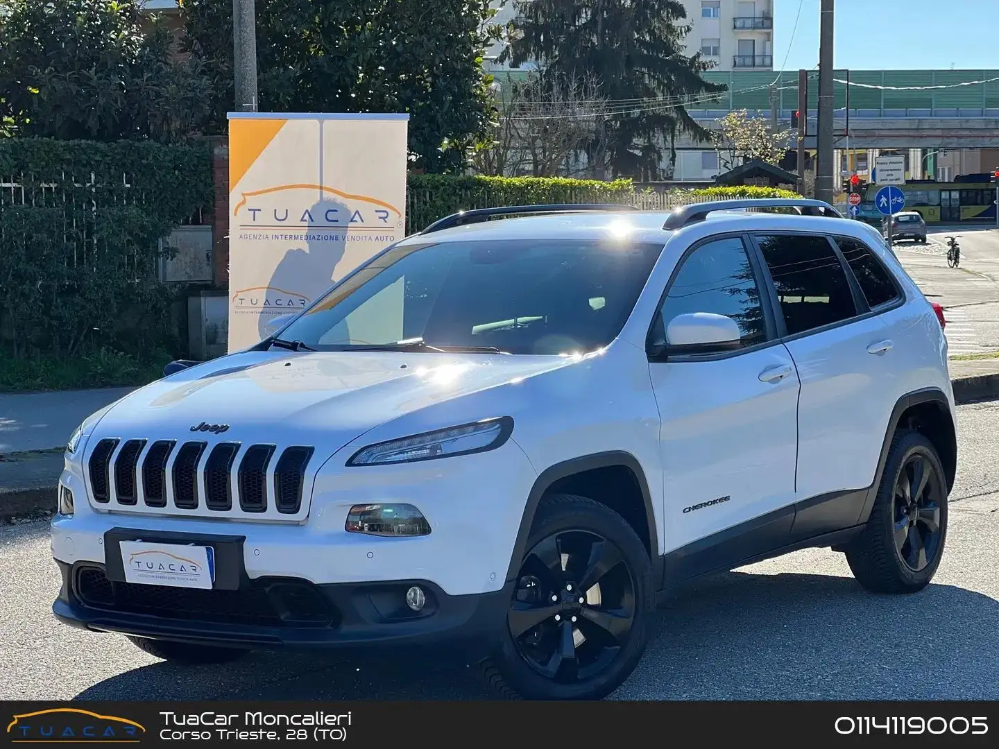 Jeep Cherokee Night Eagle 2.2 MultiJet Wit - 1