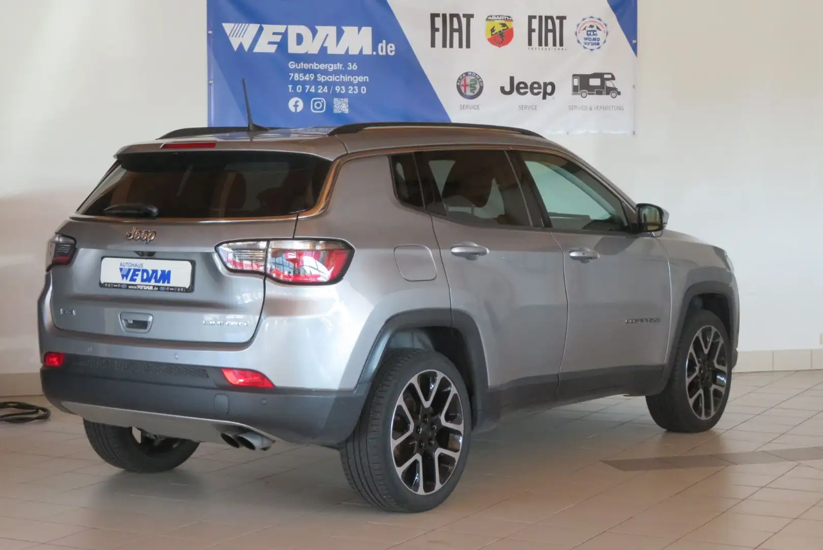 Jeep Compass Limited 4WD 1.4 MultiAir 170PS Grau - 2