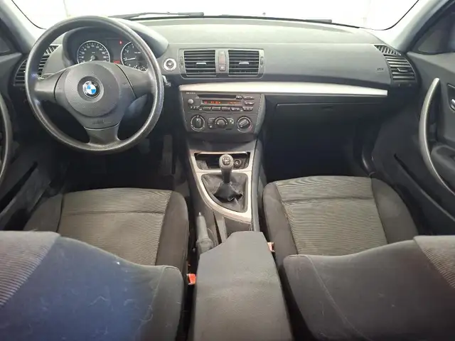 BMW 1 Series view 6