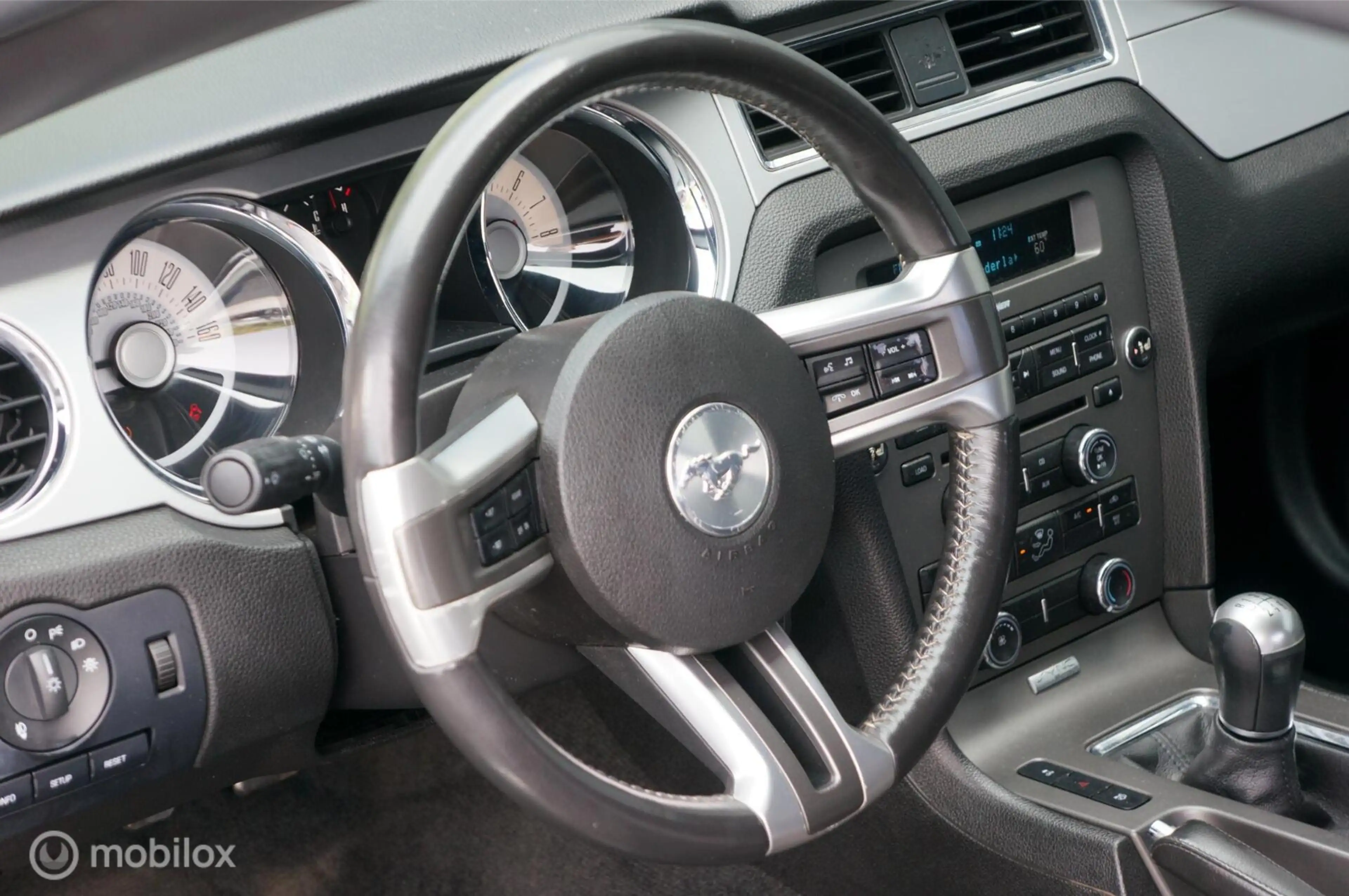Ford Mustang USA 5.0 V8 GT Premium Manual Coyote Shaker Tof! — photo 11
