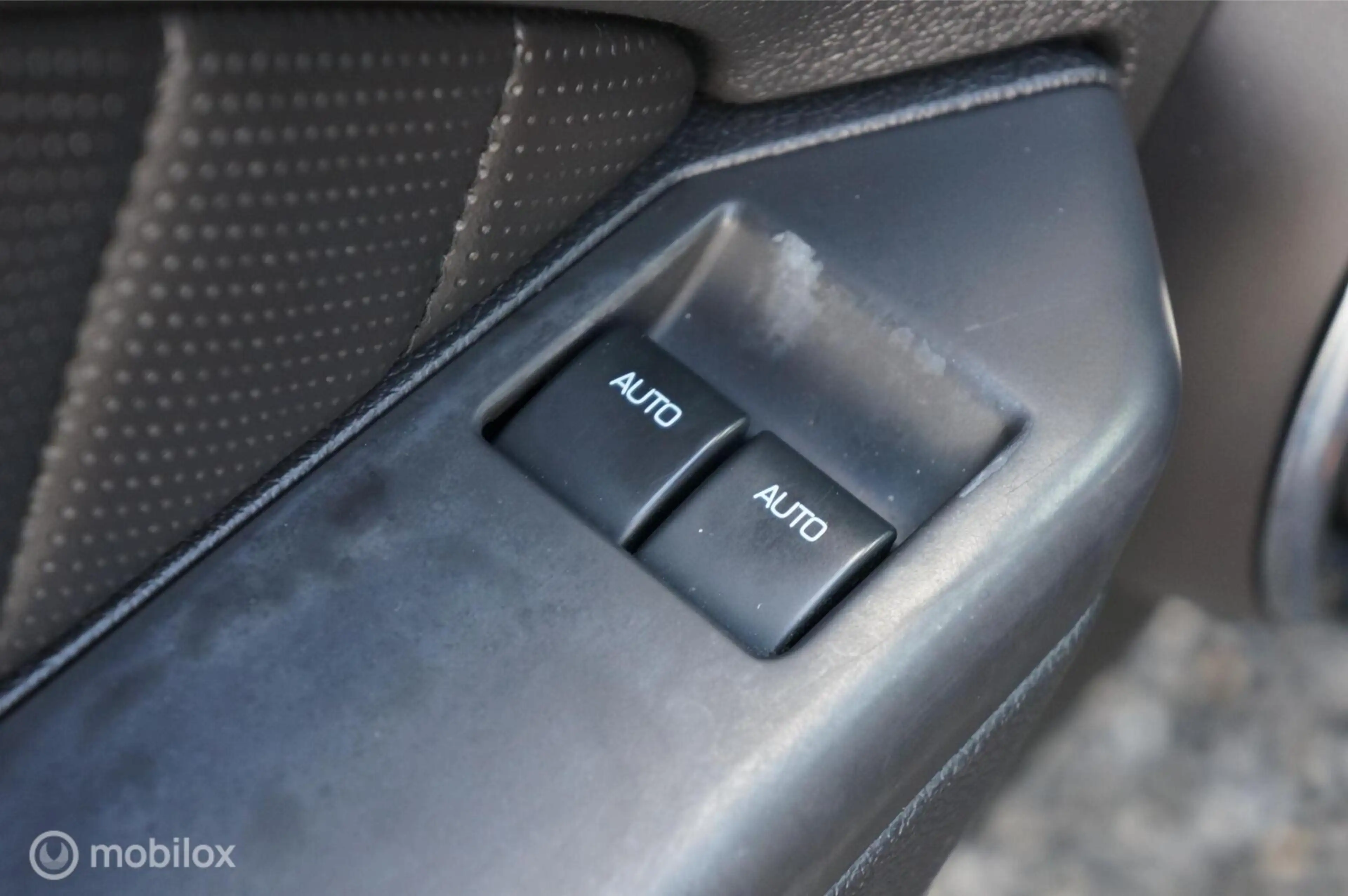 Ford Mustang USA 5.0 V8 GT Premium Manual Coyote Shaker Tof! — photo 18