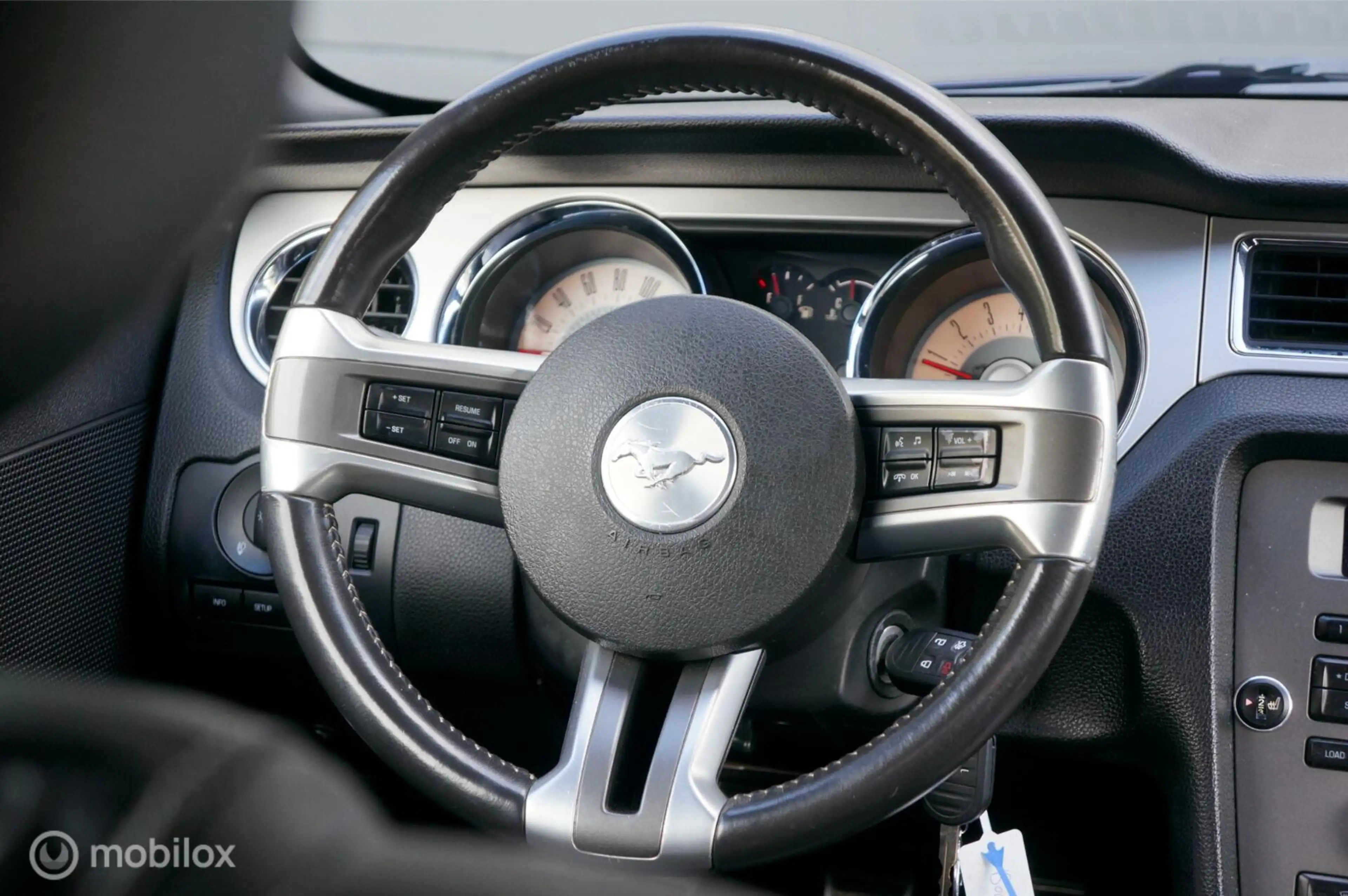 Ford Mustang USA 5.0 V8 GT Premium Manual Coyote Shaker Tof! — photo 15
