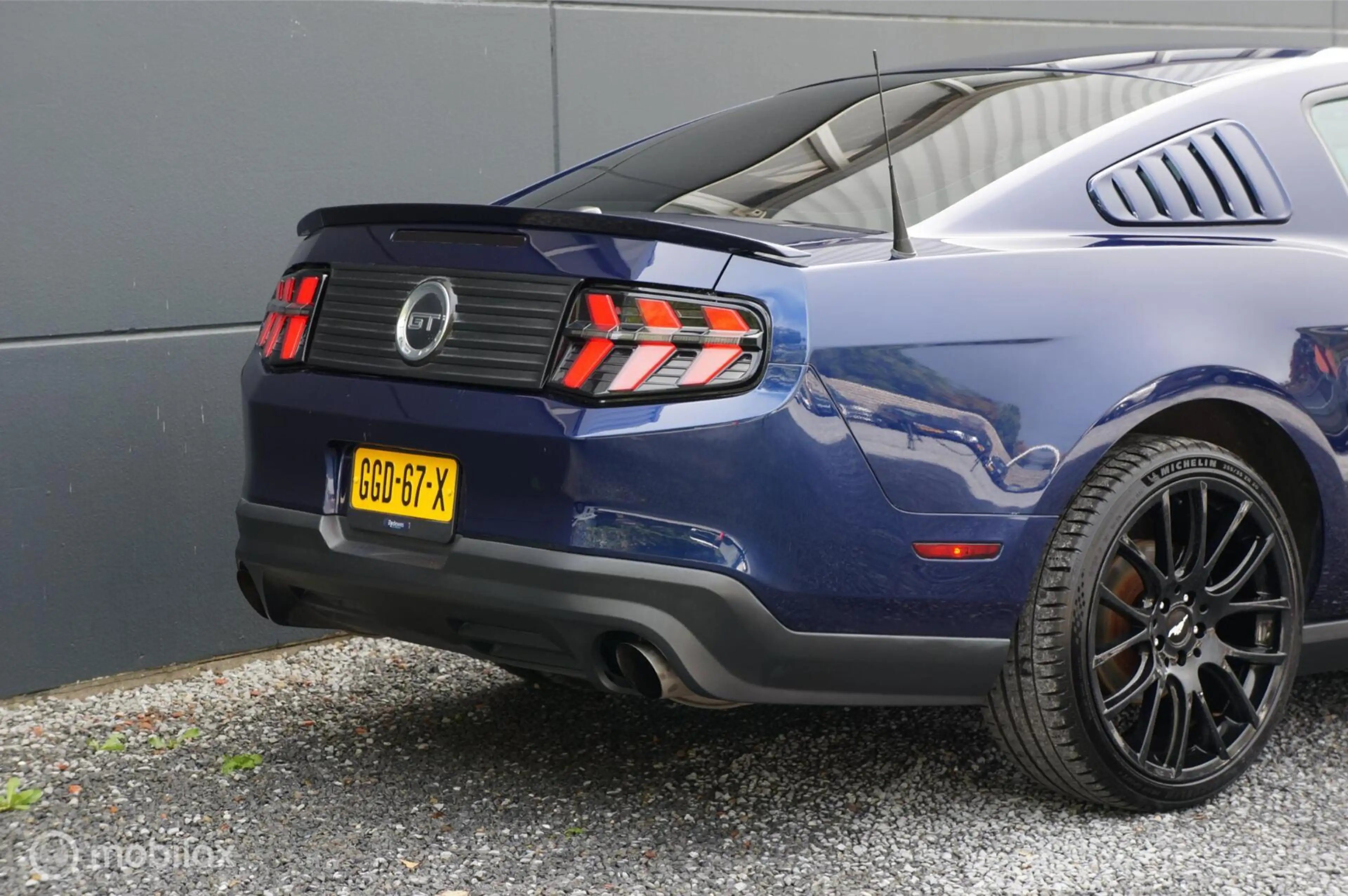 Ford Mustang USA 5.0 V8 GT Premium Manual Coyote Shaker Tof! — photo 30