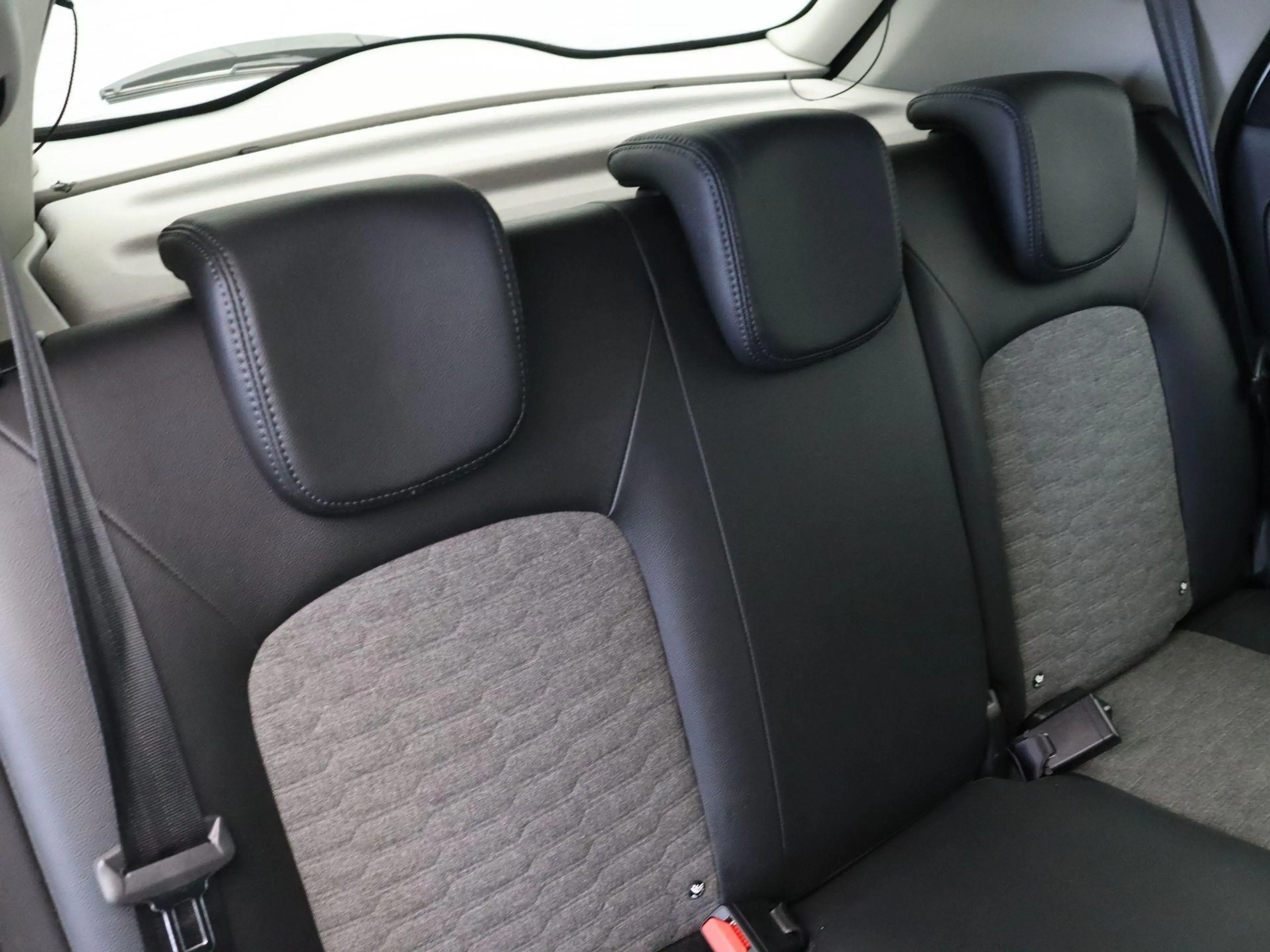 Renault ZOE R135 Intens 52 kWh | Achteruitrijcamera | Navigati — photo 10