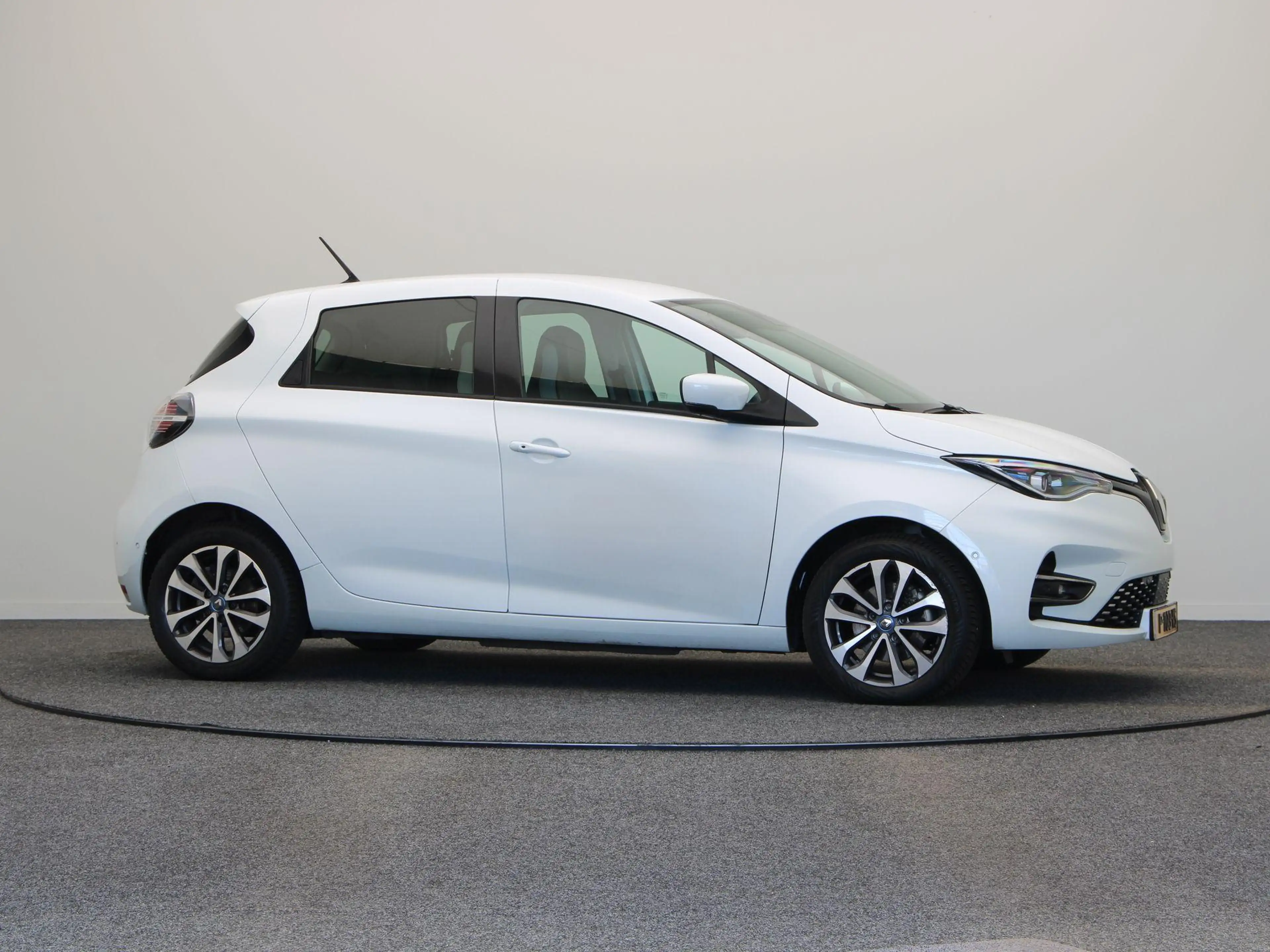 Renault ZOE R135 Intens 52 kWh | Achteruitrijcamera | Navigati — photo 14