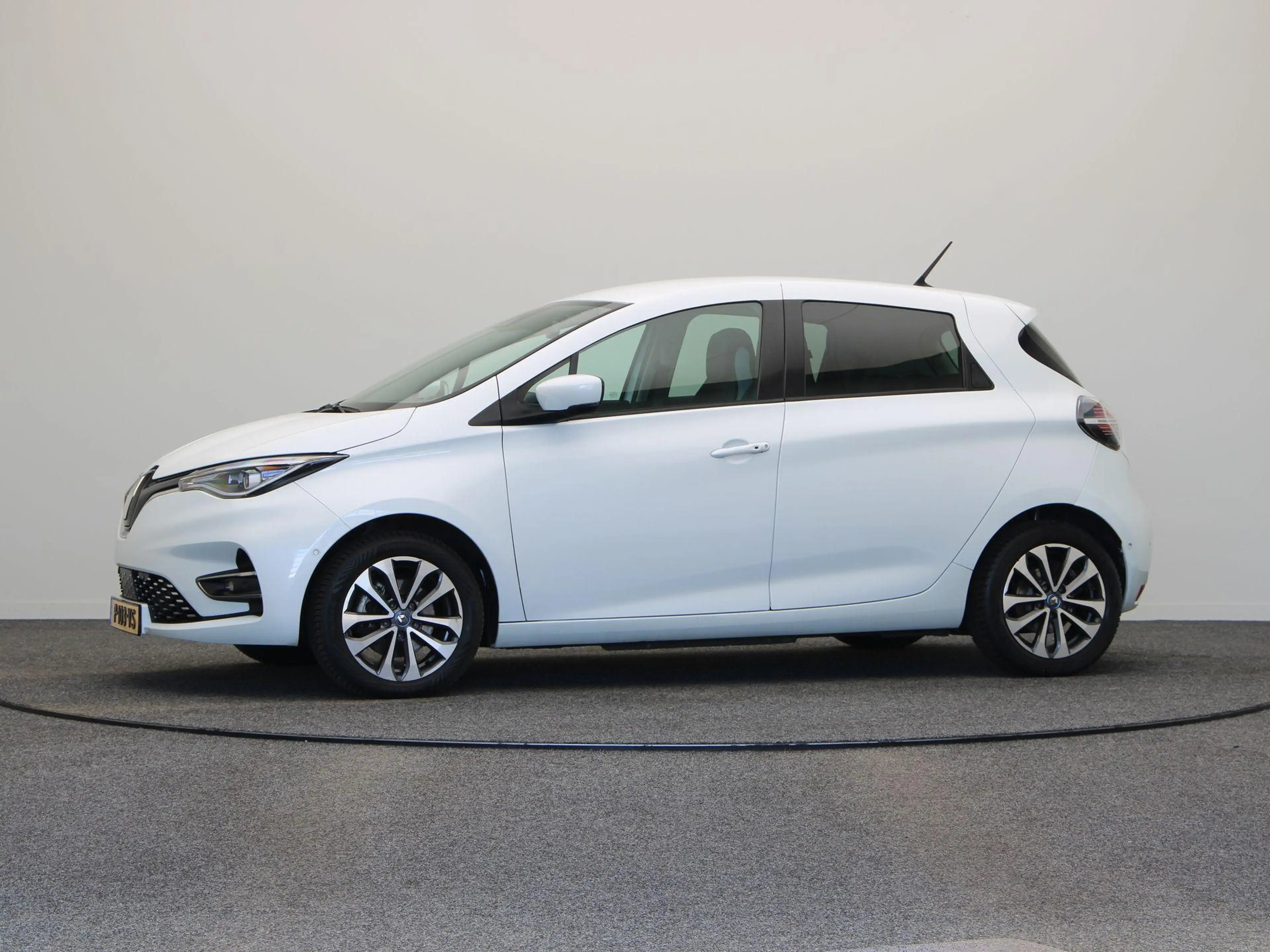 Renault ZOE R135 Intens 52 kWh | Achteruitrijcamera | Navigati — photo 13