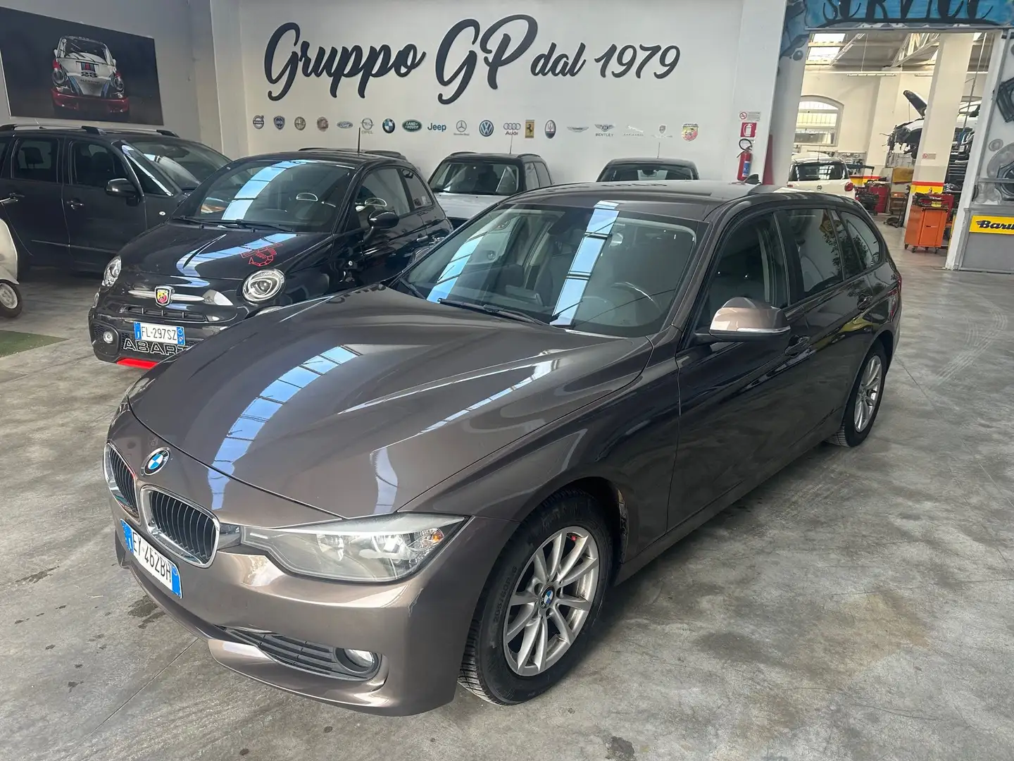 BMW 318 318d Touring Business auto Bronzo - 2