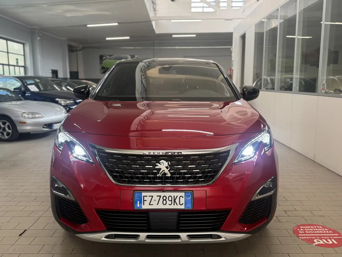 Peugeot 3008 1.2 puretech t GT Line s&s 130cv eat8 Rouge - 1
