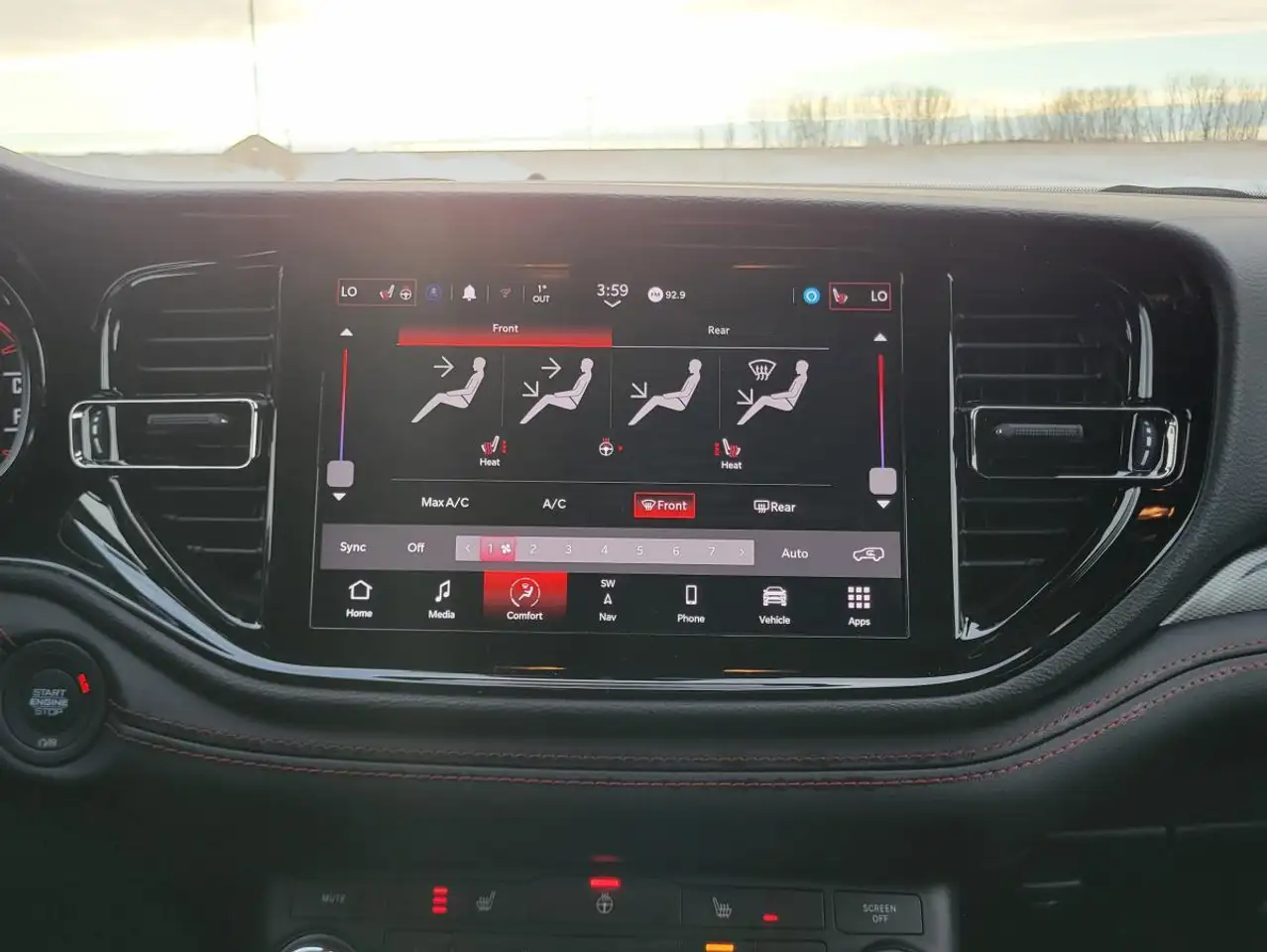 Dodge Durango снимка Dodge Durango