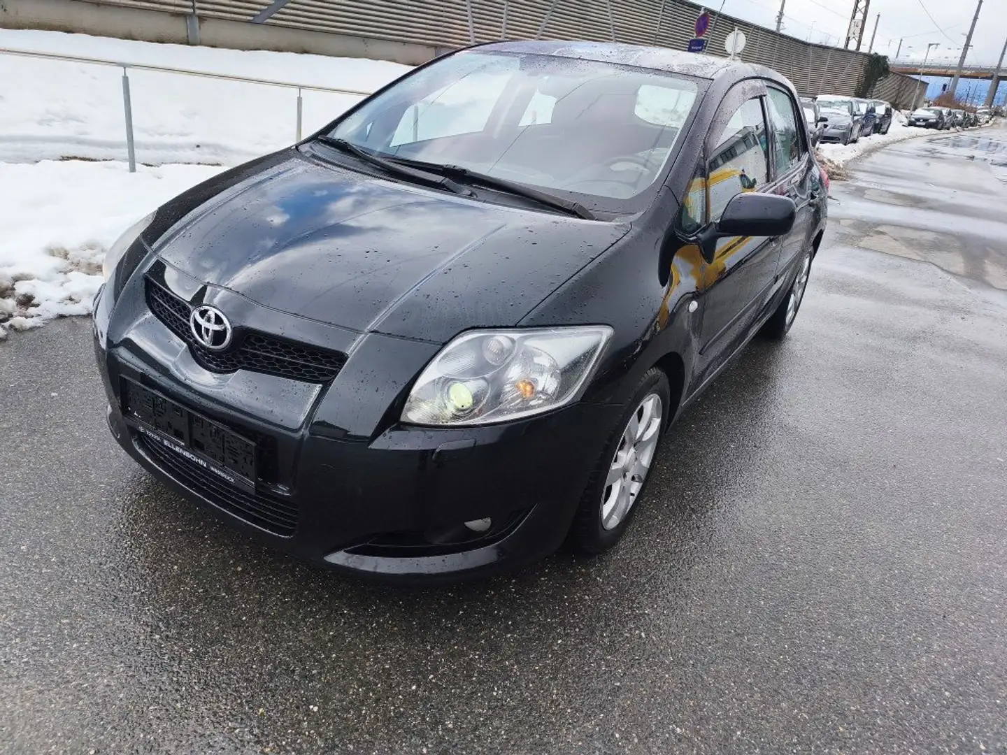 Toyota Auris Sport Schwarz - 1