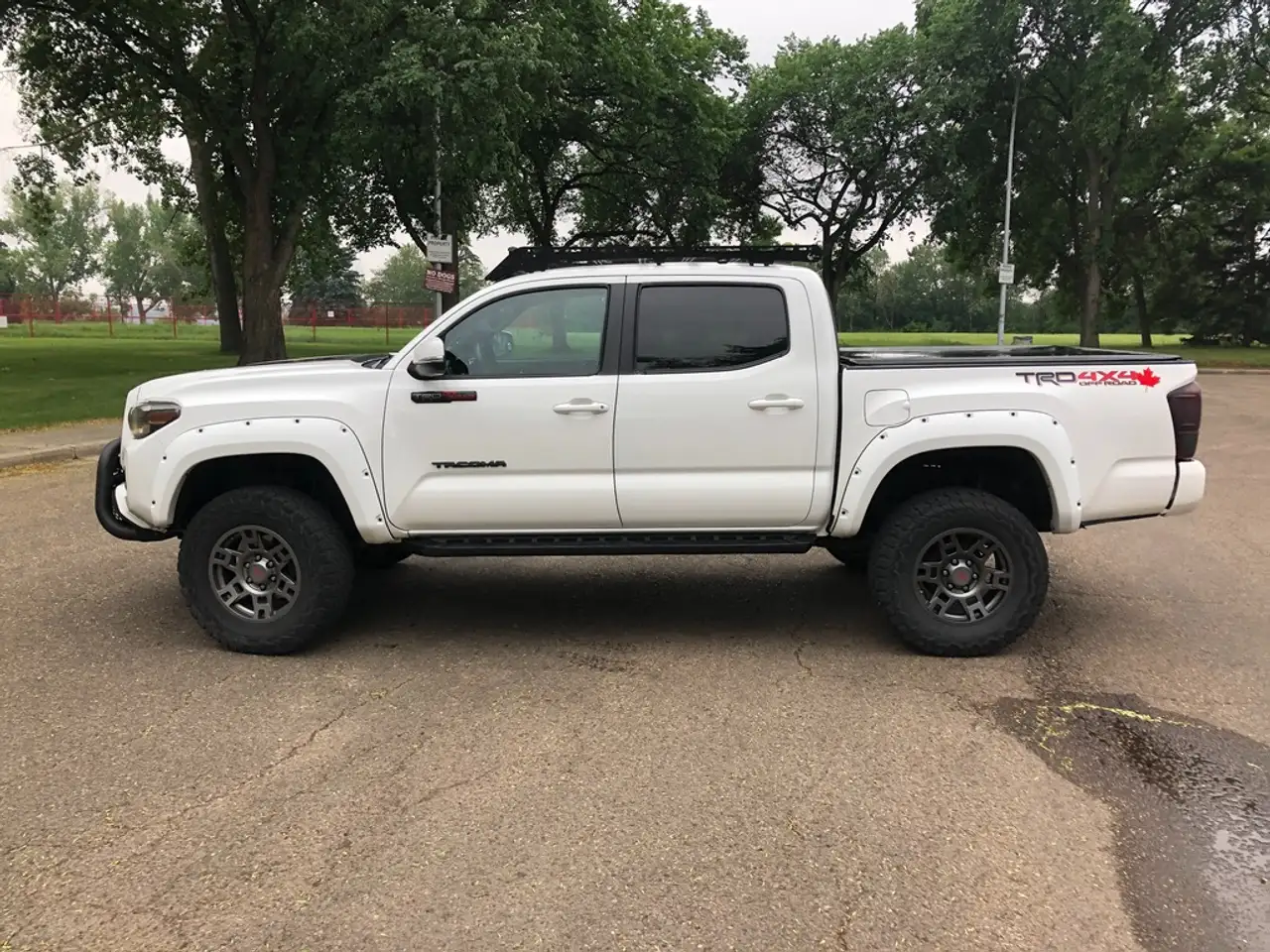 Toyota Tacoma снимка Toyota Tacoma
