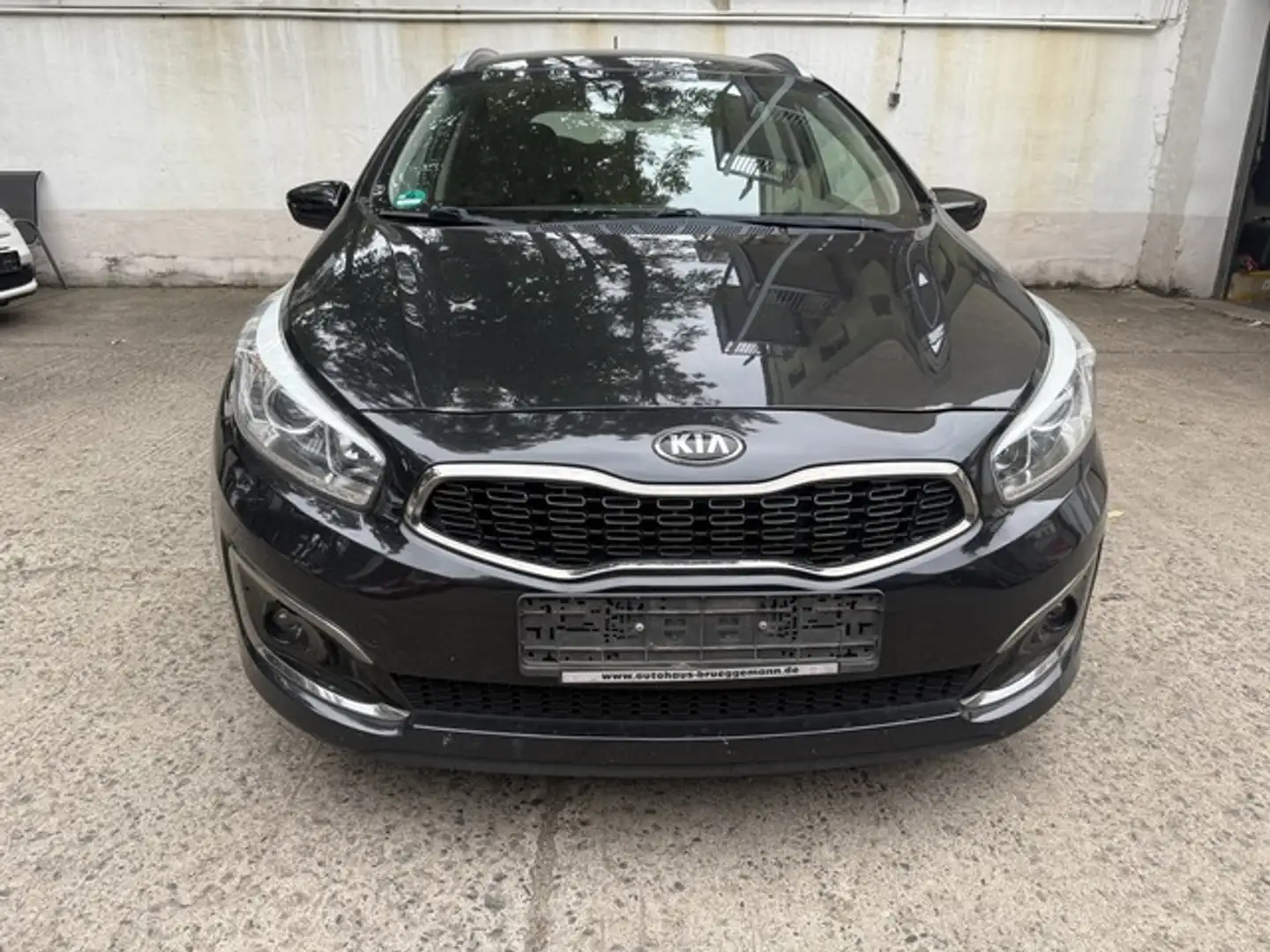 Kia Ceed / cee'd 1.6 Edition Platinum Navi Sportswagon Schwarz - 2