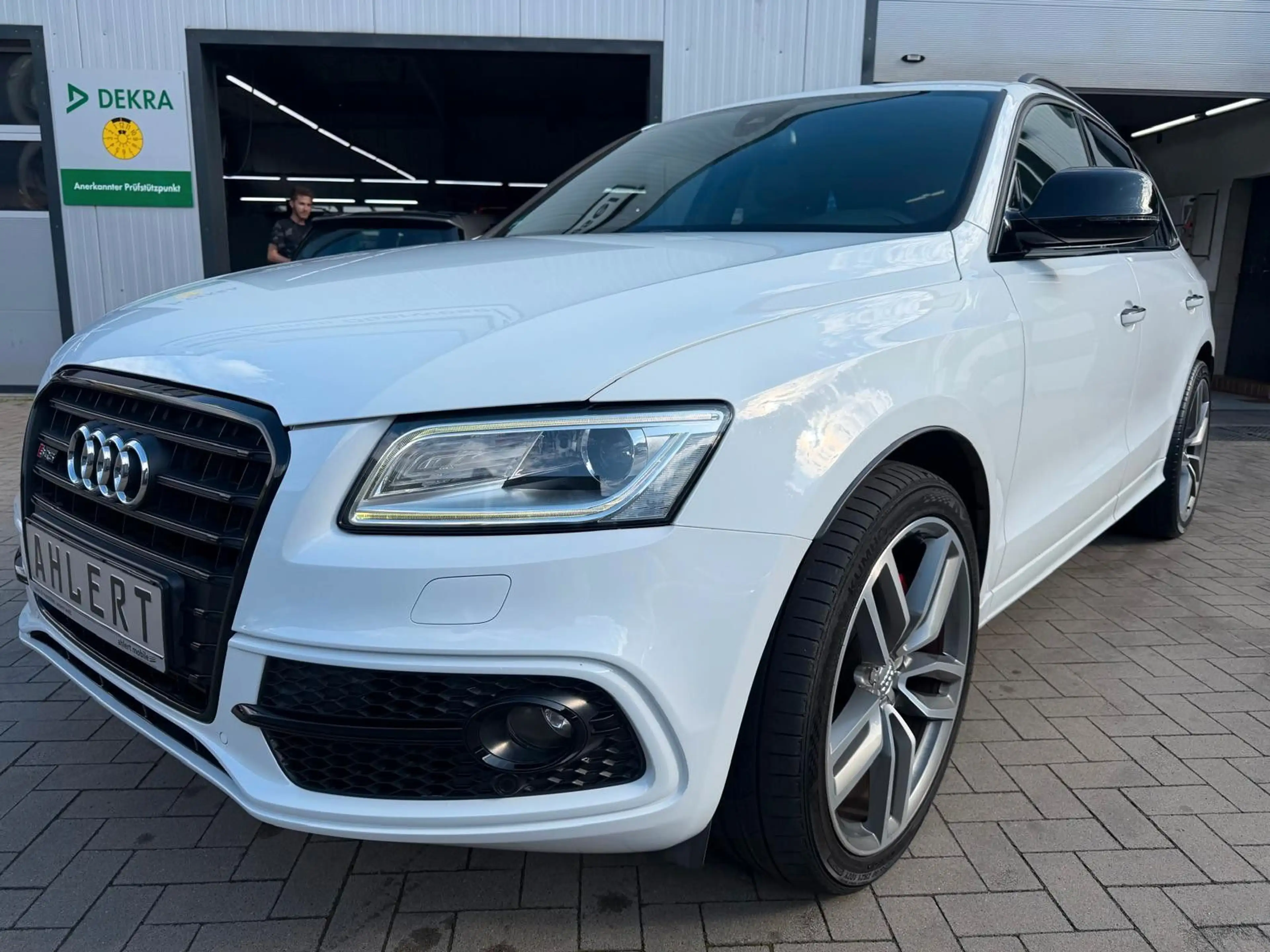 Audi SQ5 3.0 TDI plus quattro SOFORT VERFÜGBAR — photo 2