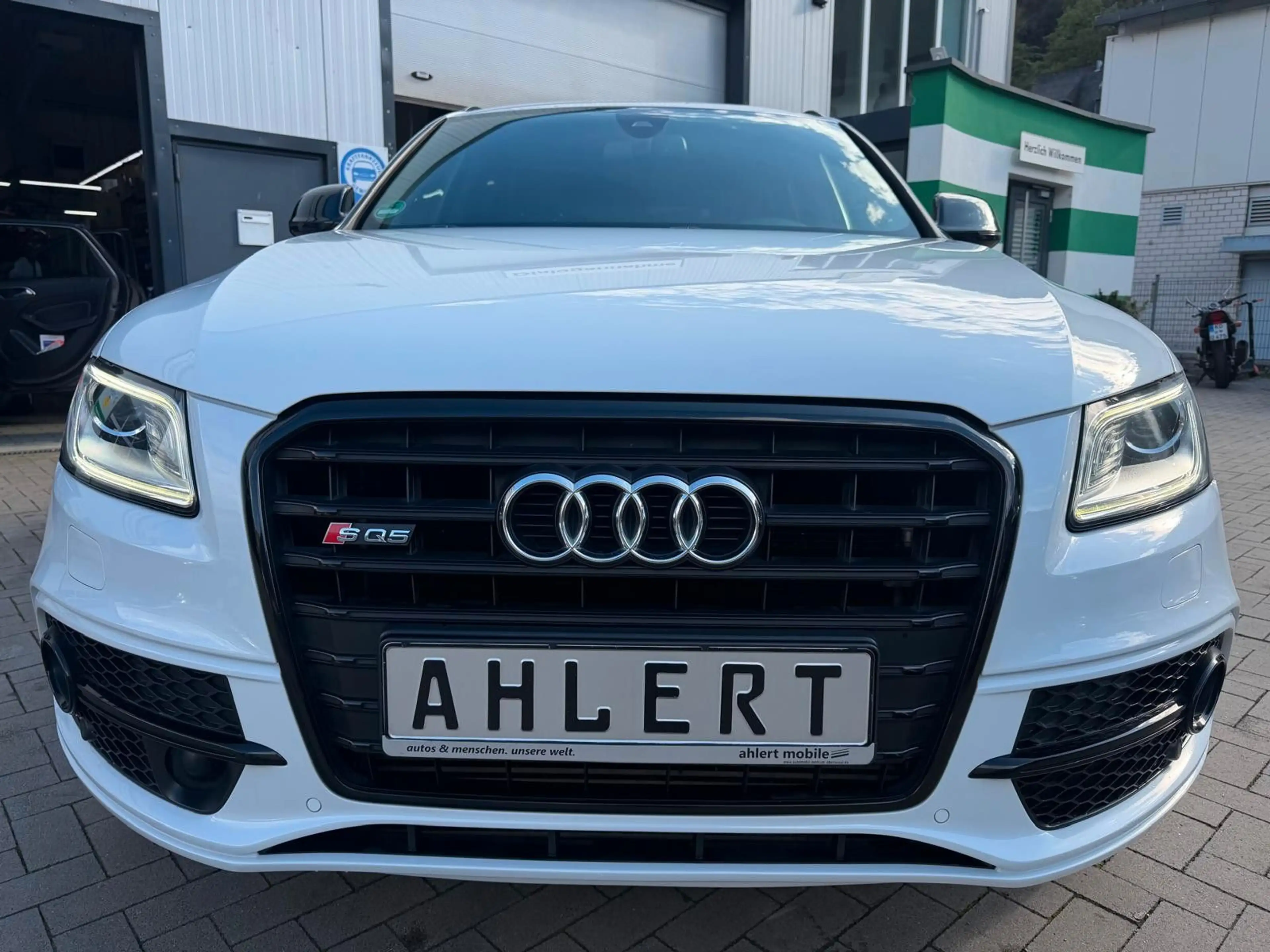 Audi SQ5 3.0 TDI plus quattro SOFORT VERFÜGBAR — photo 3