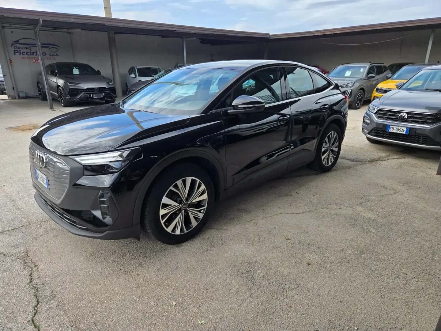 Audi Q4 e-tron Sportback 35 - 1