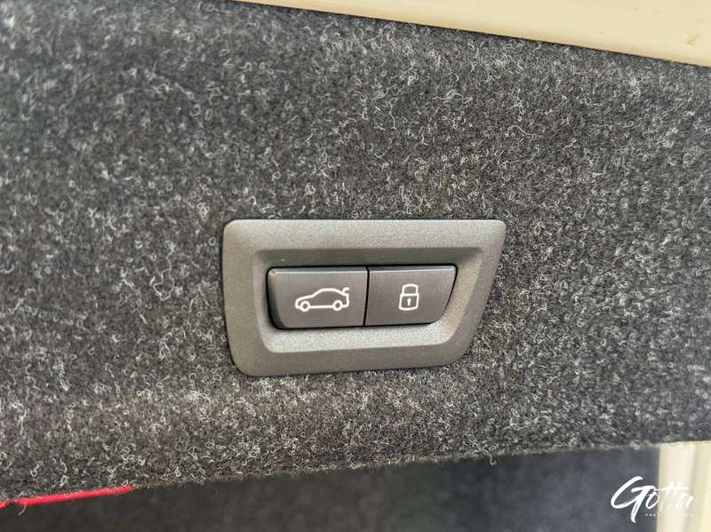 Photo du véhicule BMW 318