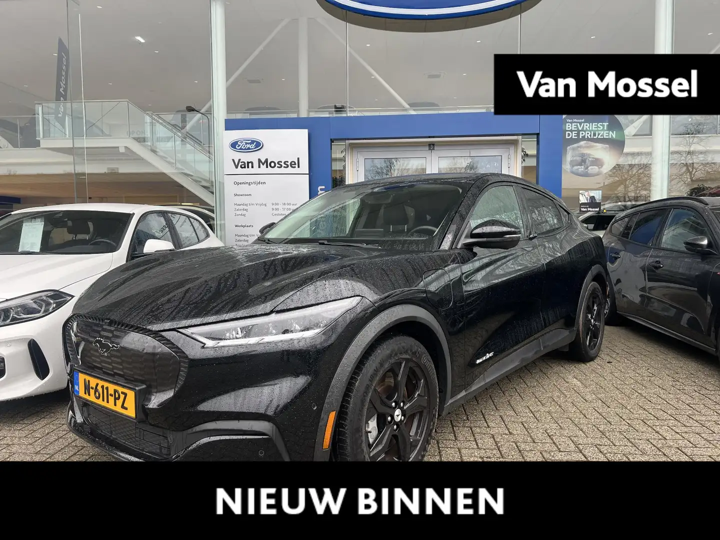Ford Mustang Mach-E RWD 75 kWh | Afneembare Trekhaak | Stoel/stuur voo Noir - 1