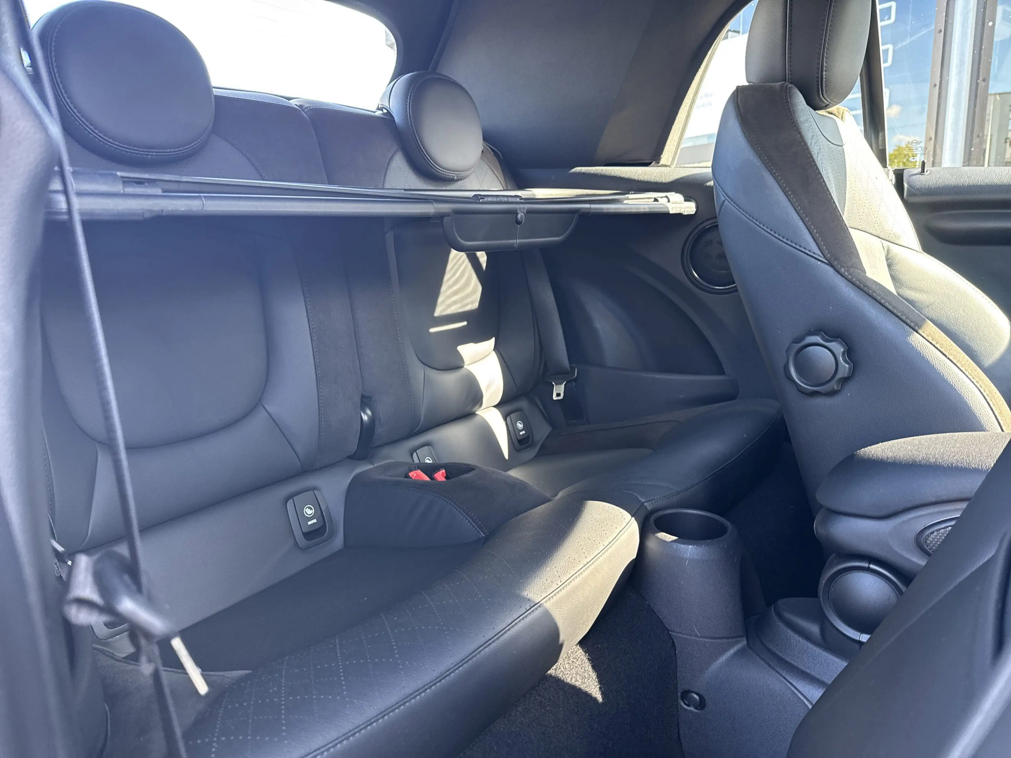 MINI Cooper Cabrio Cooper Aut. Pepper DAB LED Parkassistent Shz — photo 8