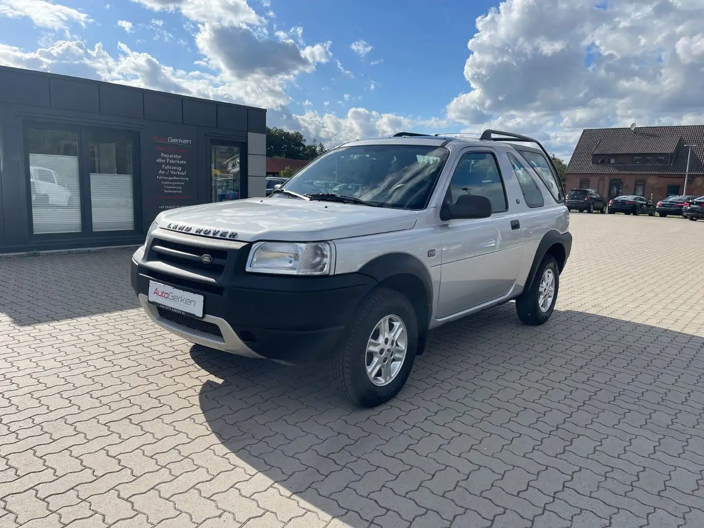 Land Rover Freelander 2.0 Td4 S AHK 2HD TÜV NEU DPF Silber - 1