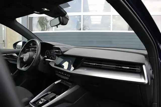 Audi A3 view 11