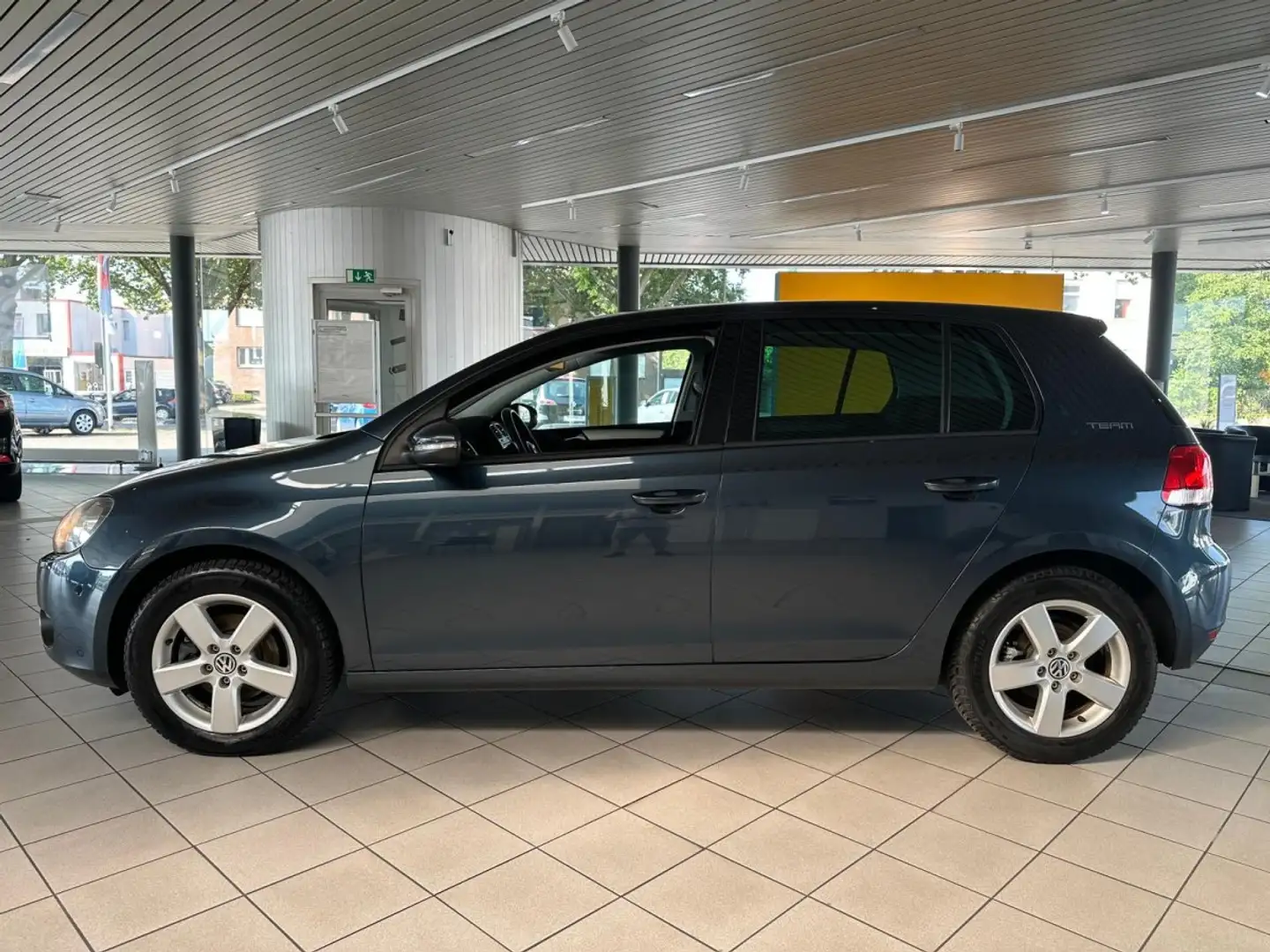 Volkswagen Golf 6 1.6 TDI *SCHECKHEFT*HU/AU NEU*1. HAND* Blau - 2