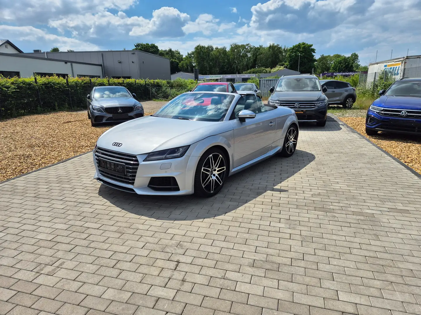 Audi TTS Roadster S tronic/QUATTRO/LED/NAVI/PDC/RFK/SHZ Silber - 1