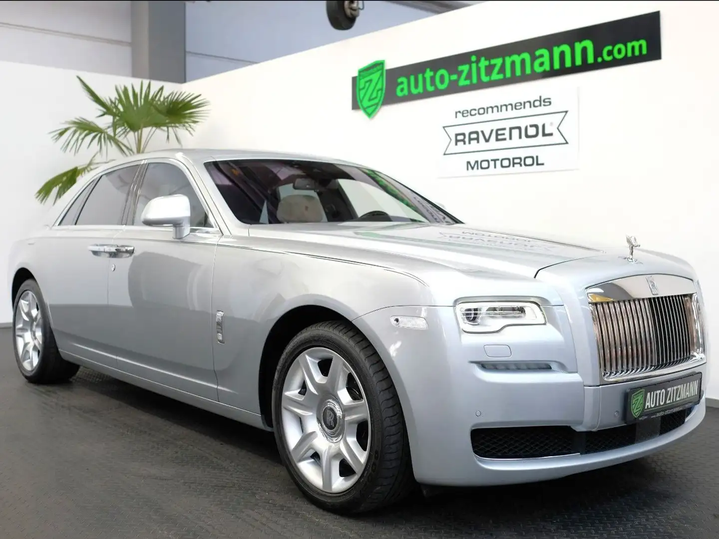 Rolls-Royce Ghost Series II/PANORAMA/NIGHT/REAR-TV/BELÜFTUNG Plateado - 1