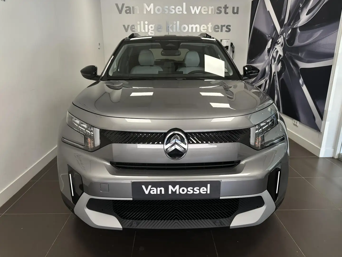 Citroen C3 Aircross 1.2 Hybrid 136 Max | Automaat | Navi | Camera | Ap Grijs - 2