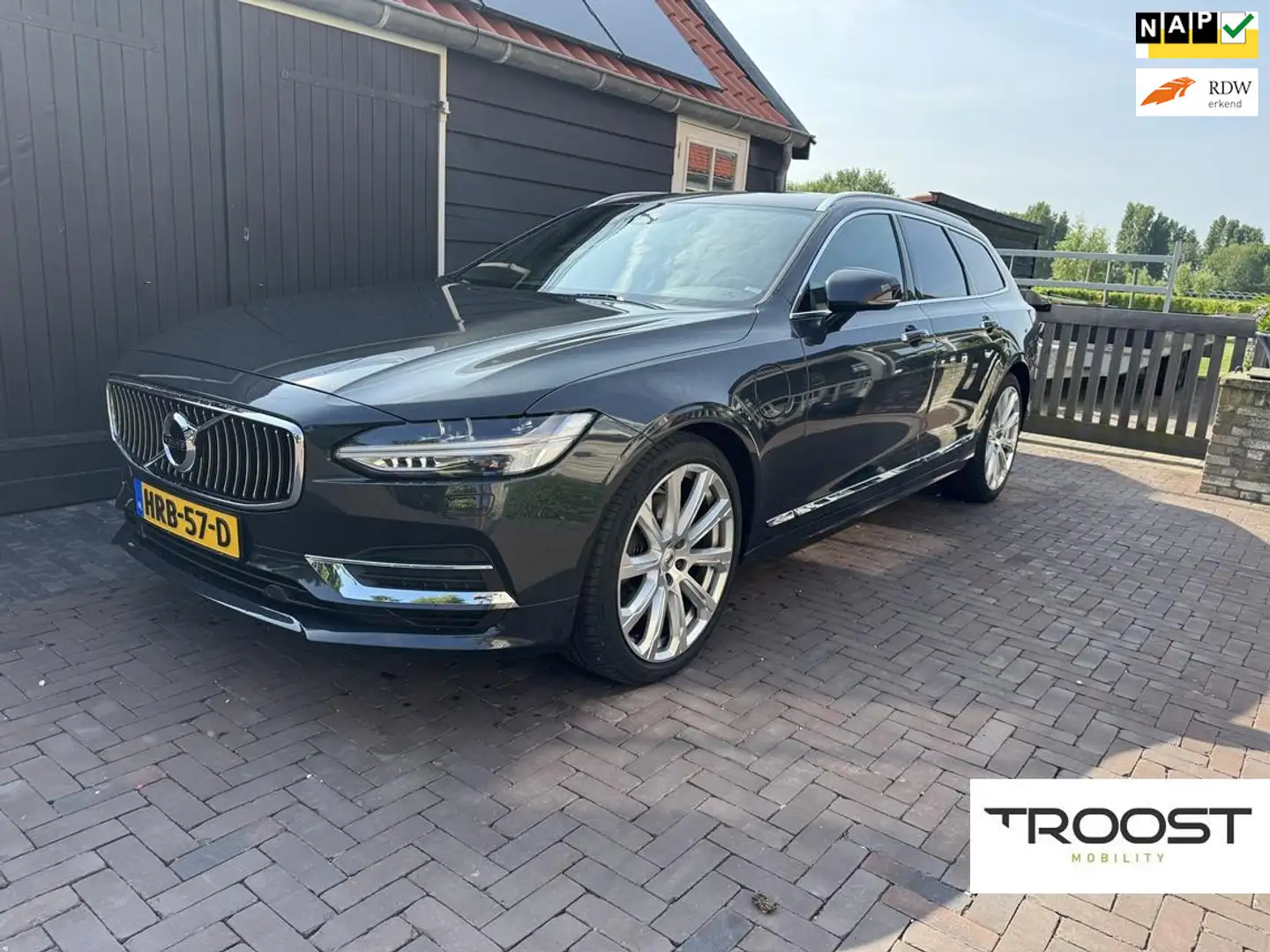Volvo V90 2.0 T8 AWD Inscription | FourC onderstel|Harman en Grijs - 1