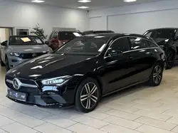 Mercedes-Benz CLA 250 EQ Business LED Multibeam