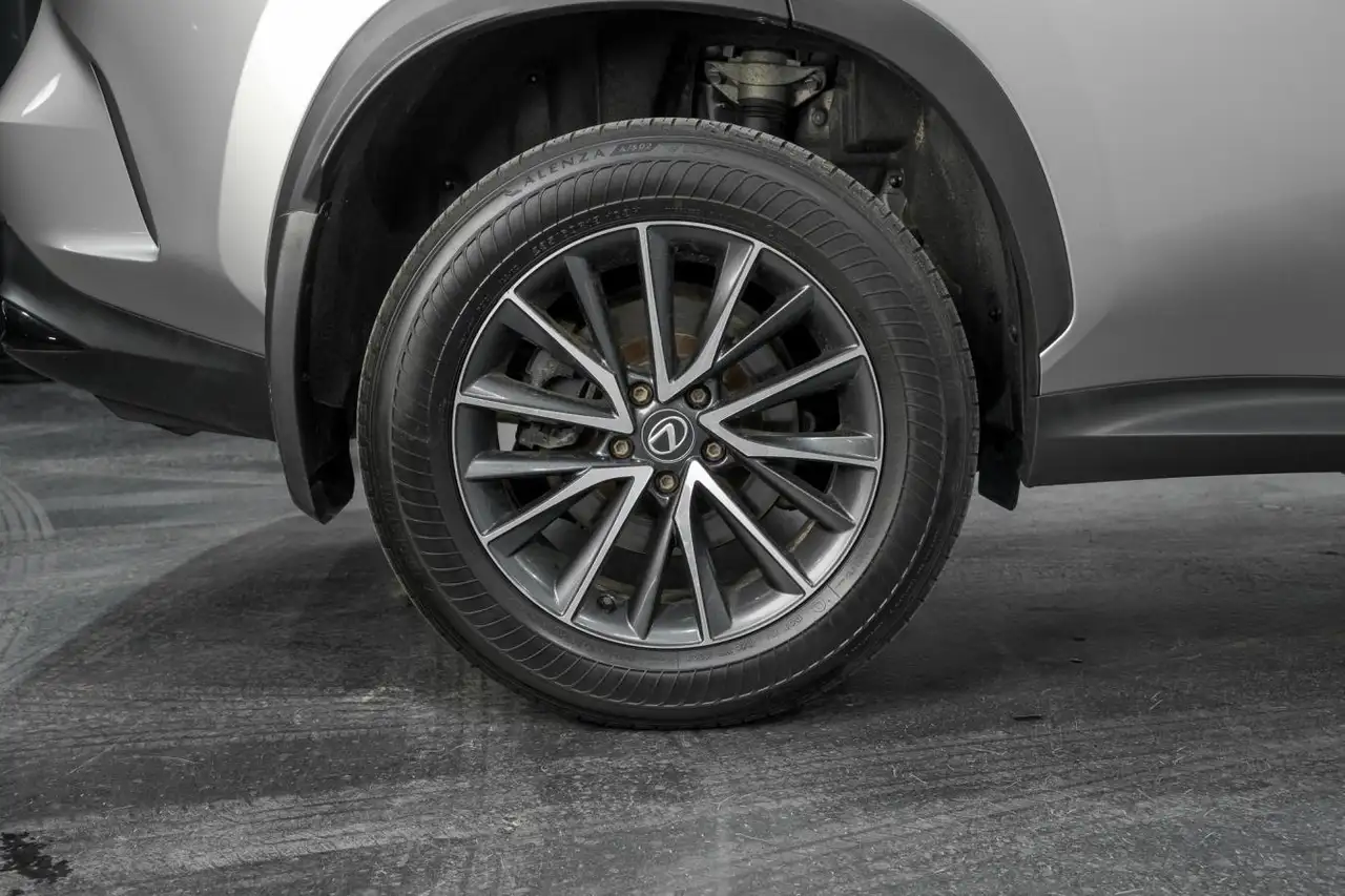 Lexus NX photo Lexus NX