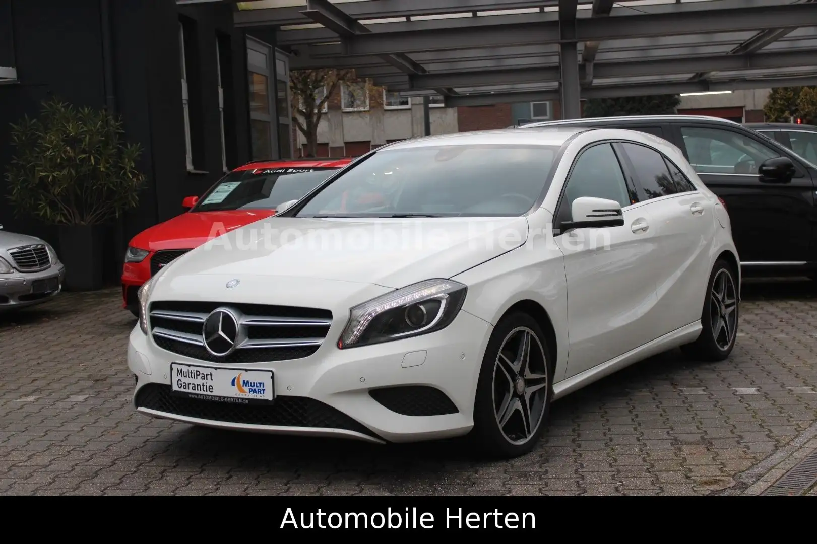 Mercedes-Benz A 180 BE*URBAN*NAVI*XENON*LEDER*SITZH* Blanc - 1