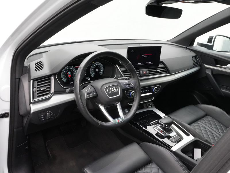 Audi Q5 50 e quattro S line ACC PANO AHK NAVI 360° — photo 5